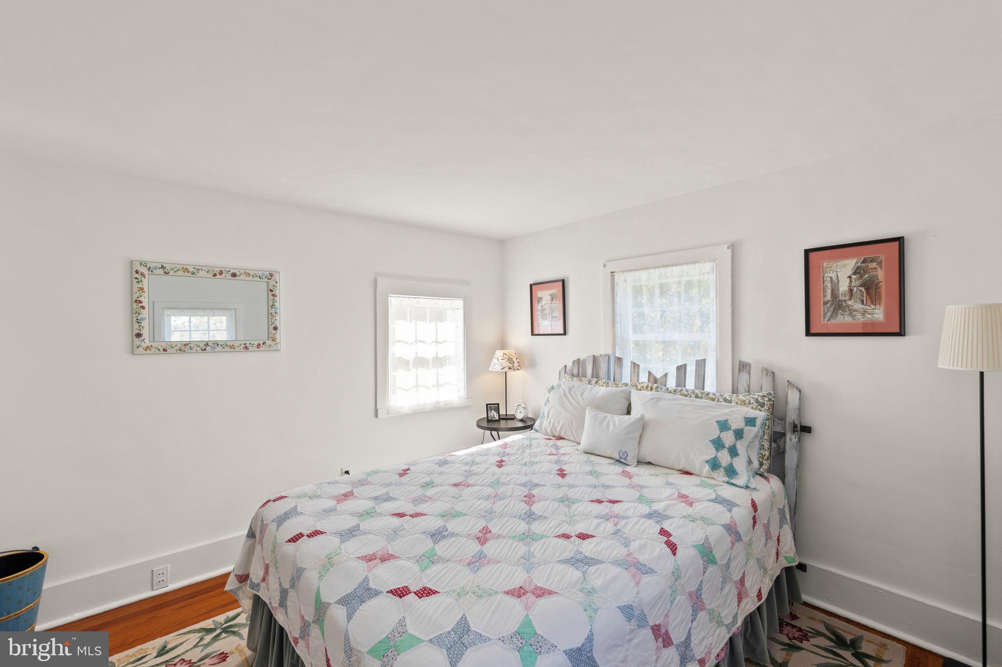 BROWNTOWN ROAD - Residential