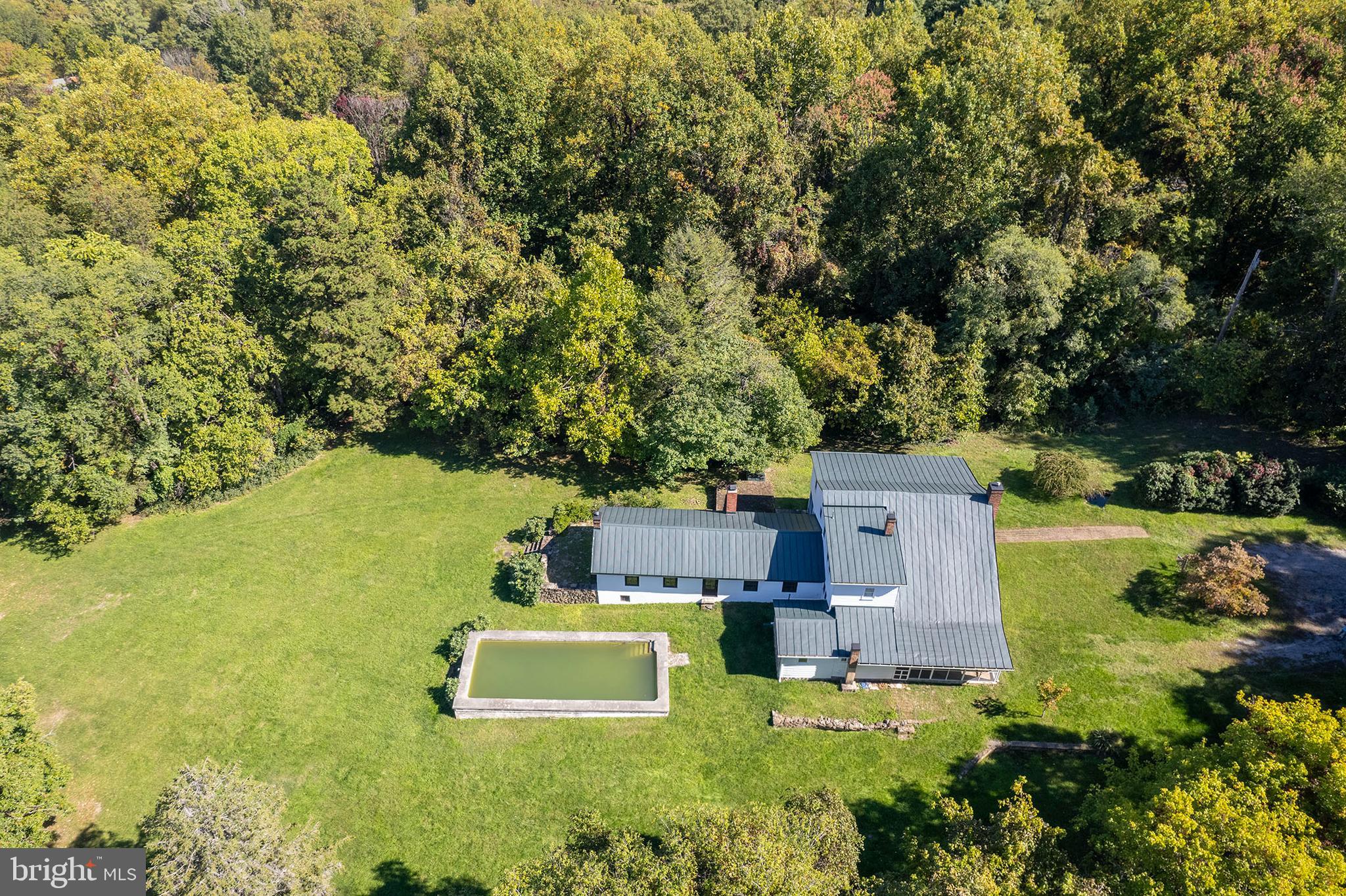 BROWNTOWN ROAD - Residential