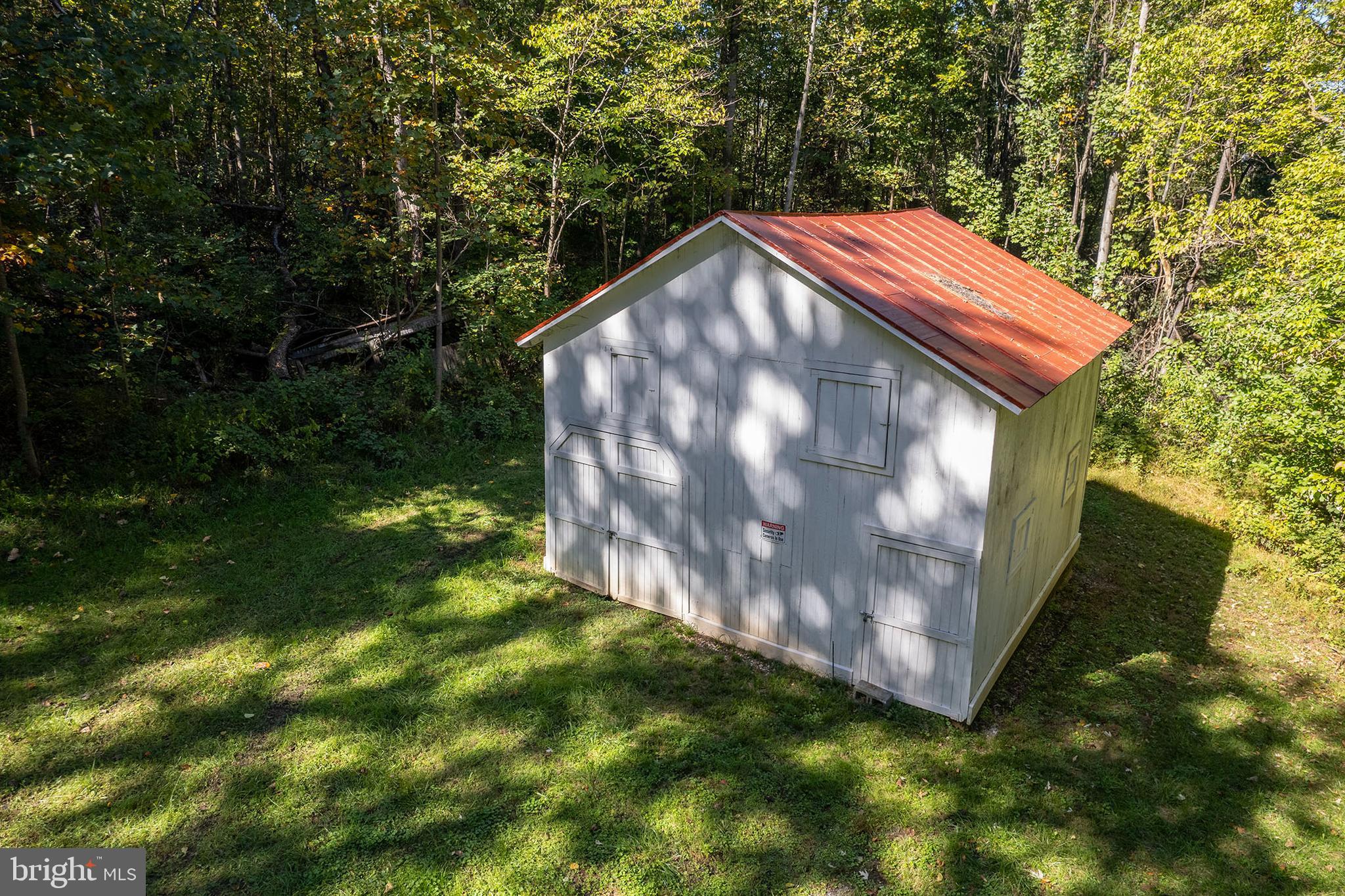 BROWNTOWN ROAD - Residential