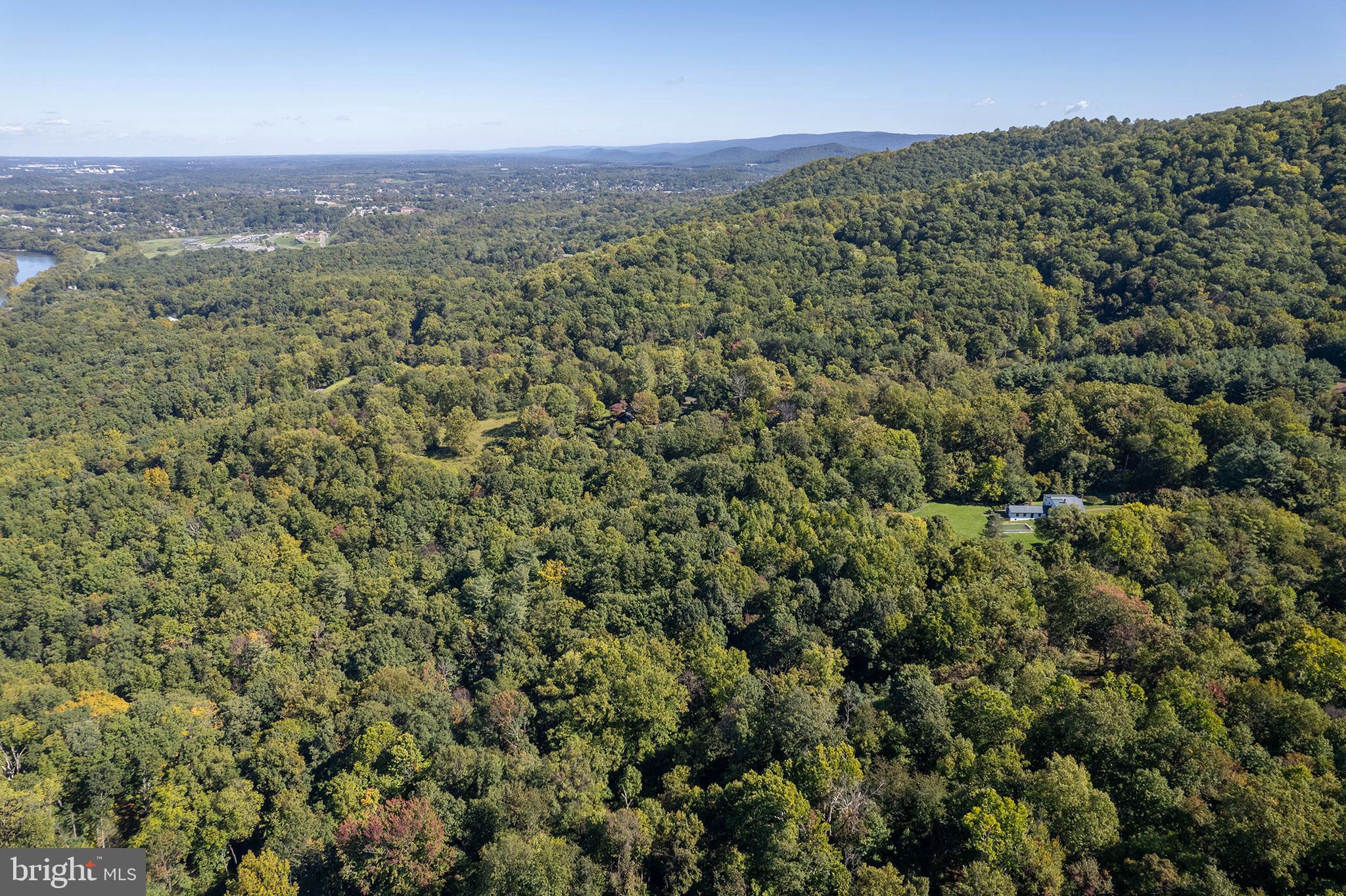 BROWNTOWN ROAD - Residential