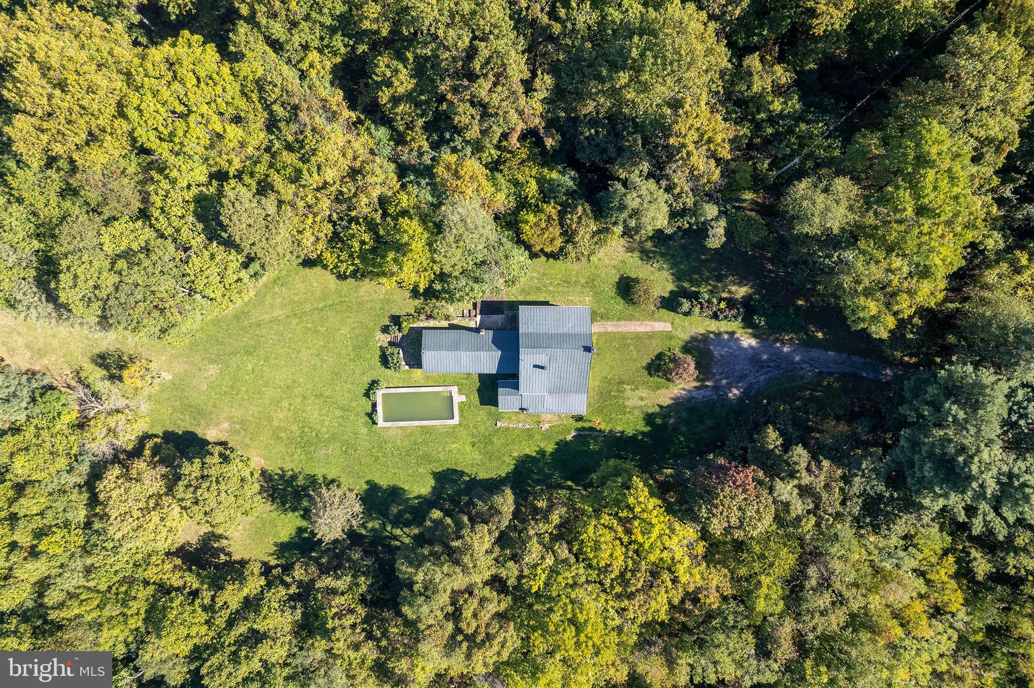 BROWNTOWN ROAD - Residential