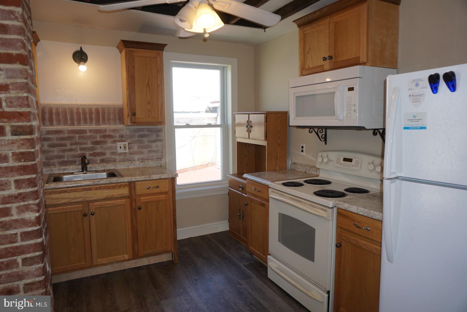 DOWNINGTOWN BORO - Residential Lease