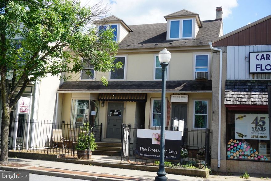 Nice 2nd floor 2/3 bedroom apartment conveniently located in the center of  Downingtown.  Public transportation and train station are  close by.   Off street parking. Updated kitchen and bathroom. This is a no pet and non smoking property.