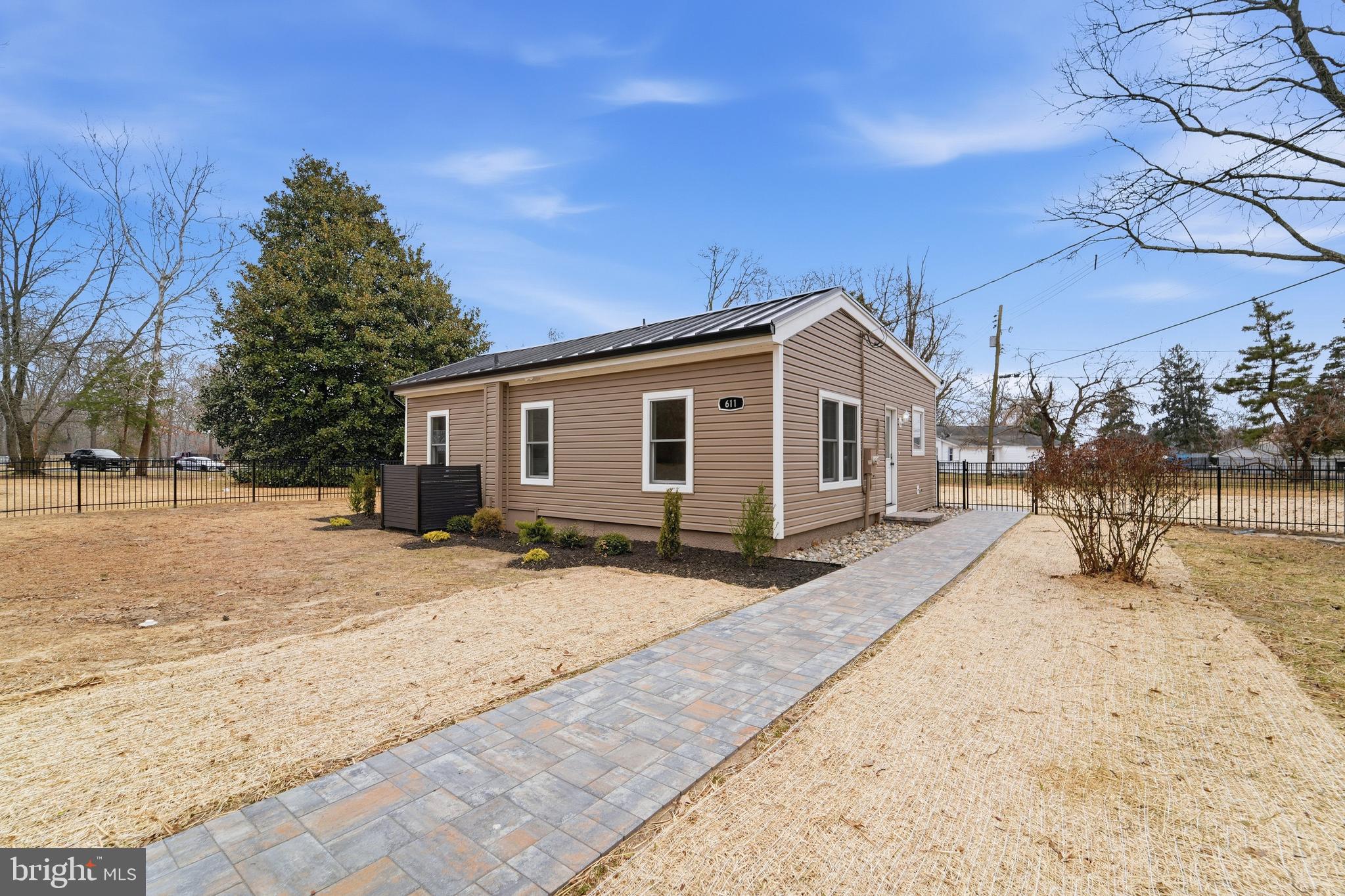 TEBBSTON ON THE MAGOTHY - Residential Lease