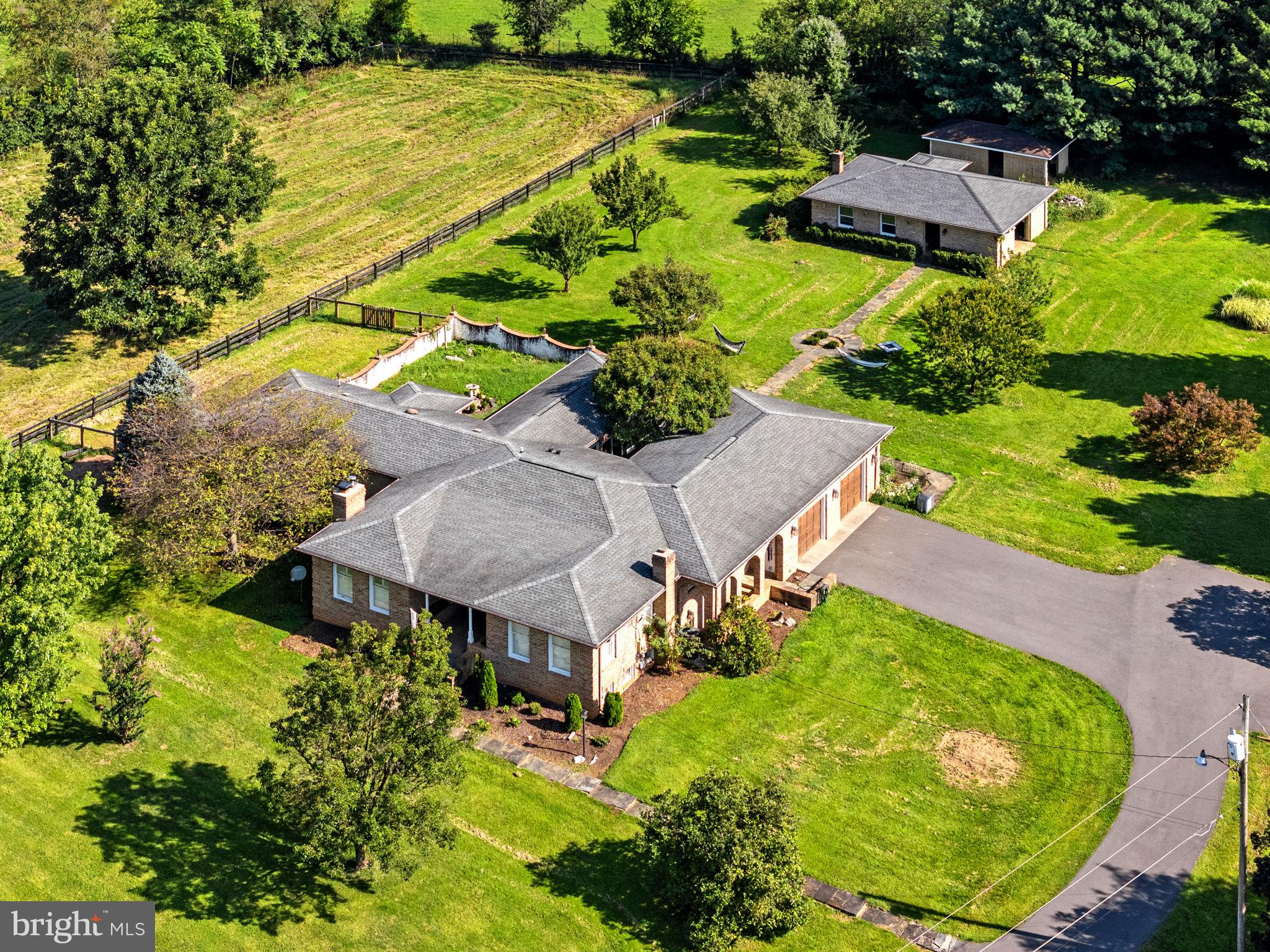 774 RUSSELL ROAD
