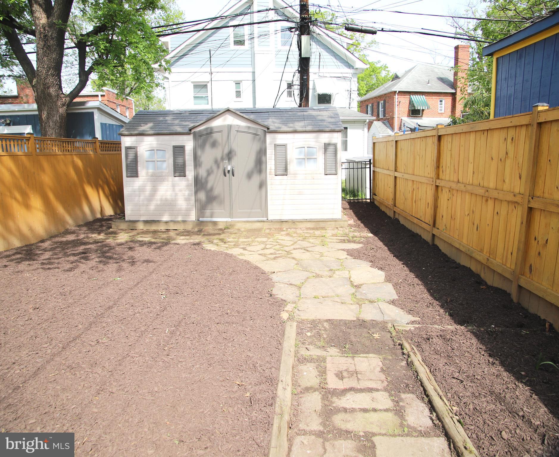 WESTMONT - Residential Lease