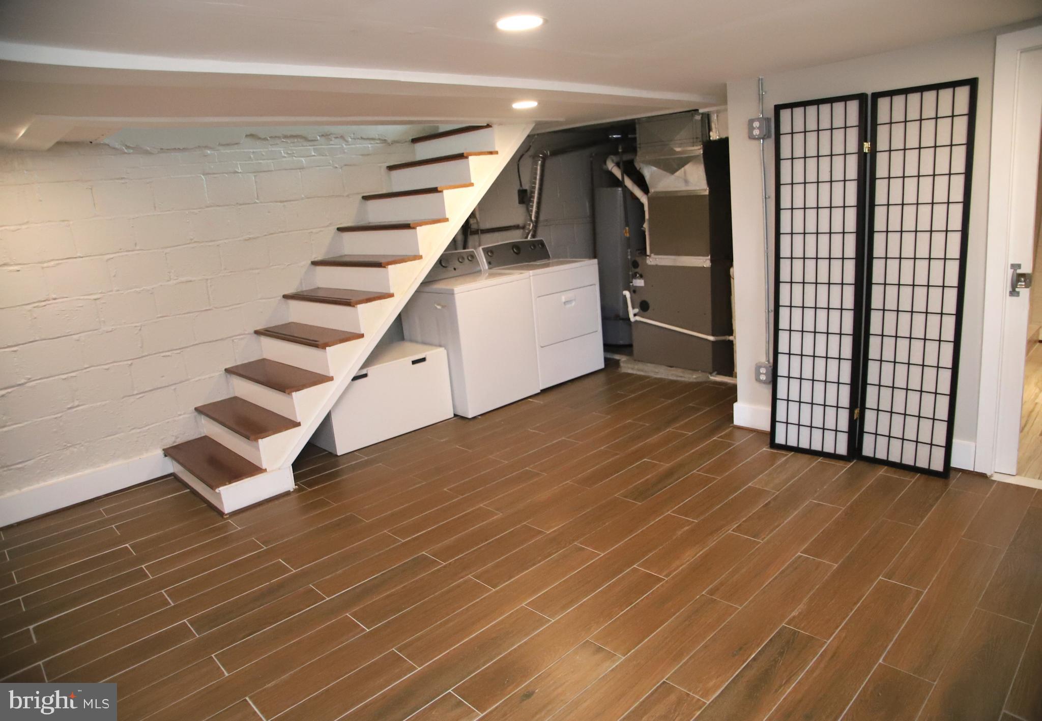 WESTMONT - Residential Lease