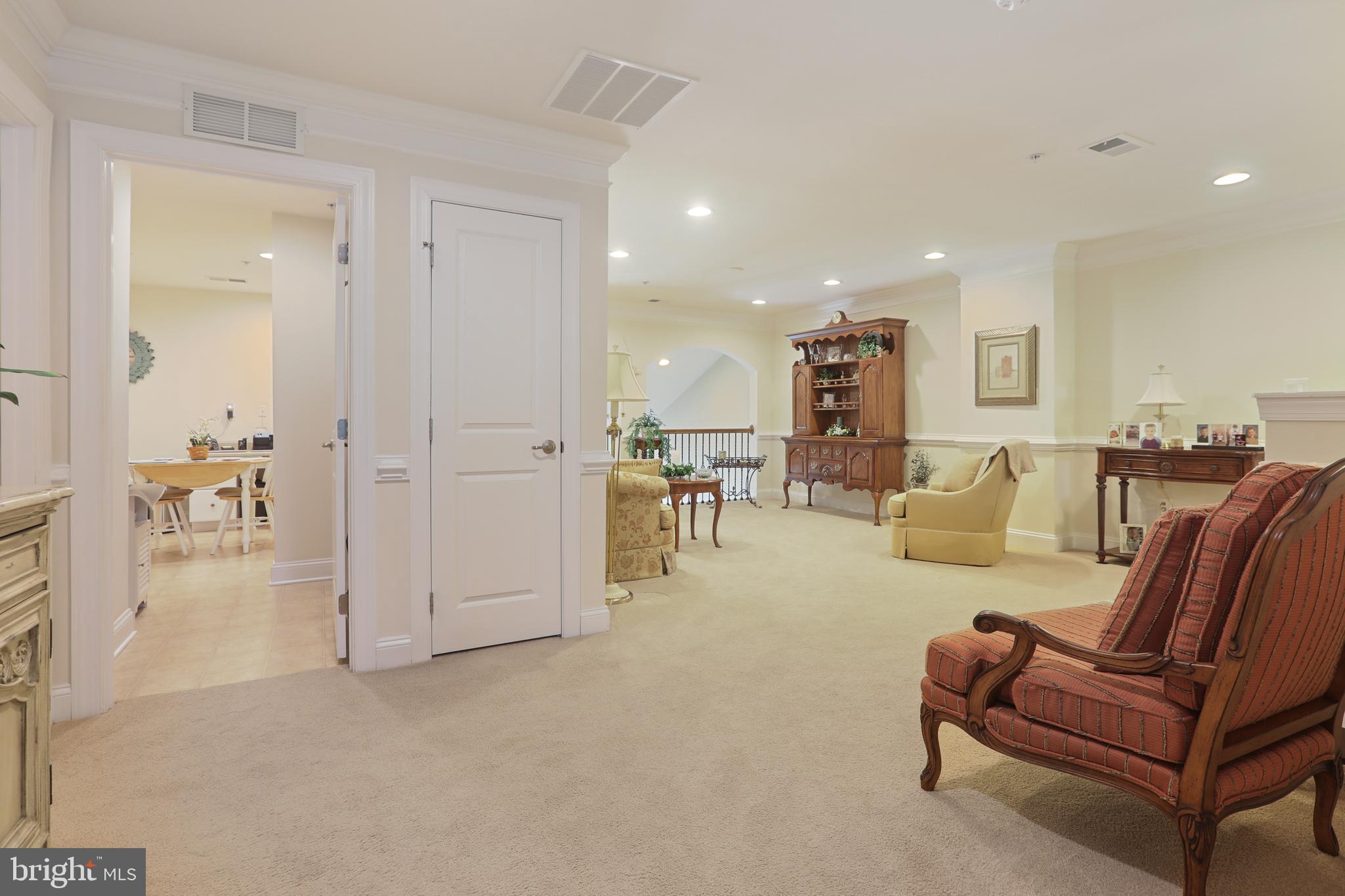 FALLSTON COMMONS - Residential