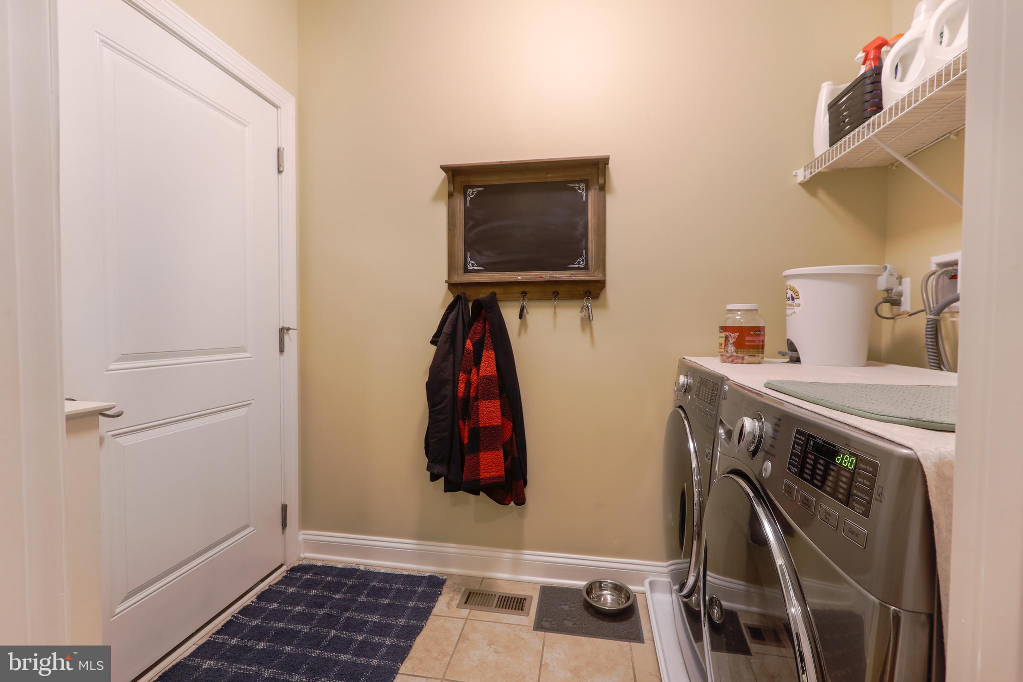 FALLSTON COMMONS - Residential