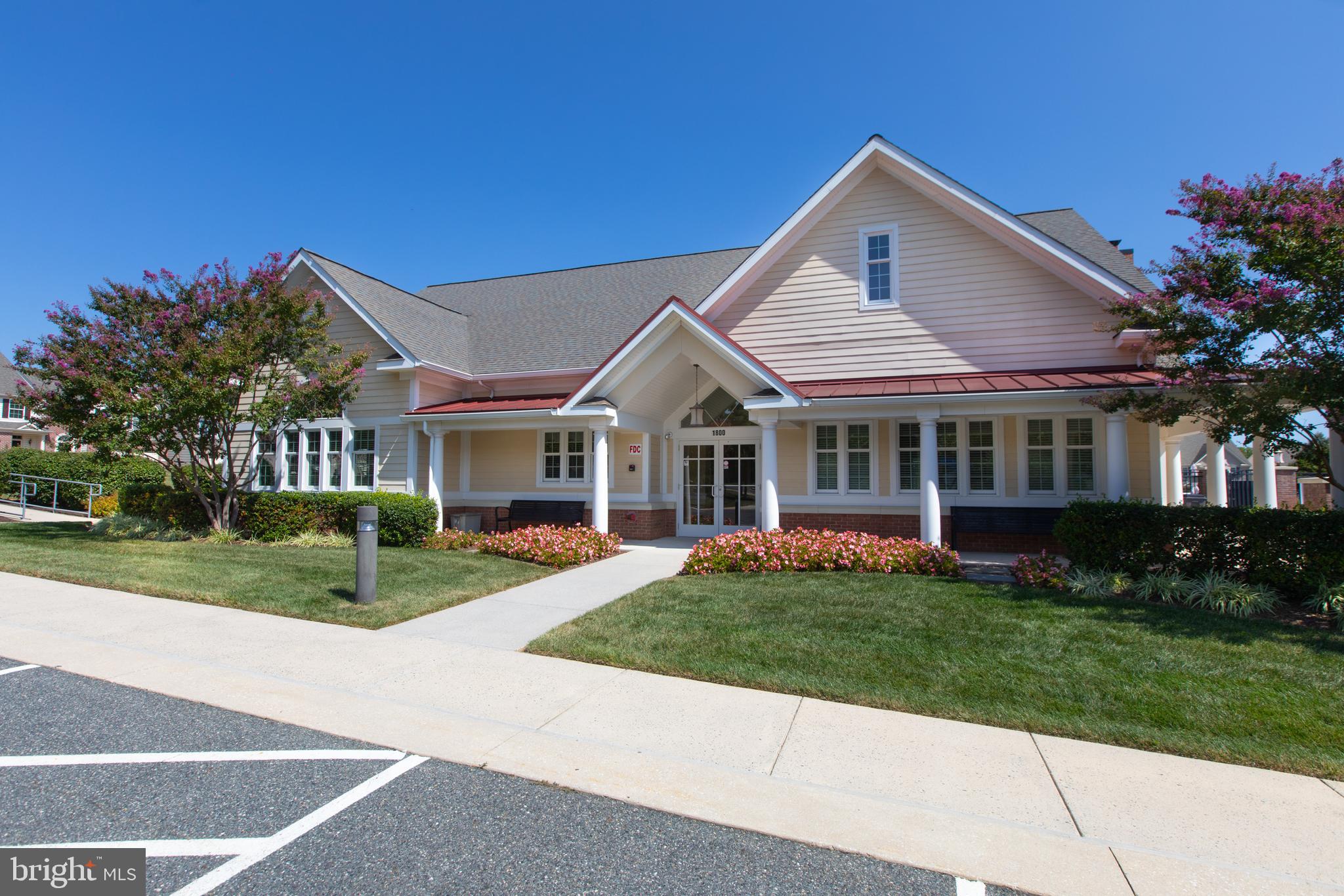 FALLSTON COMMONS - Residential