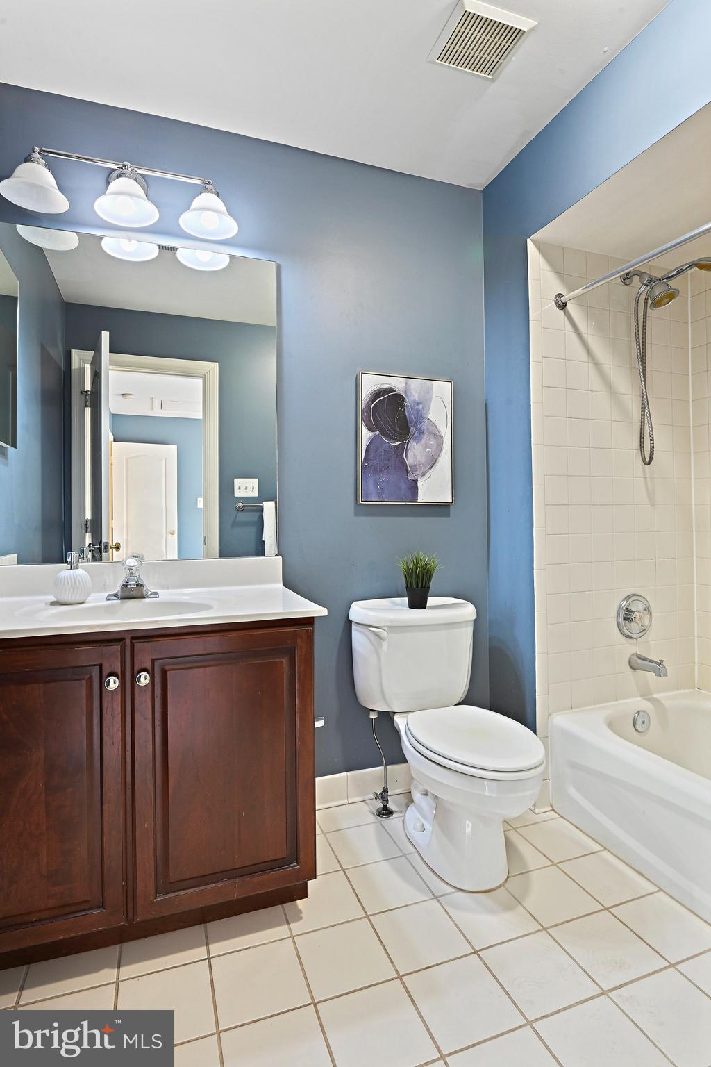 CARRINGTON - Residential