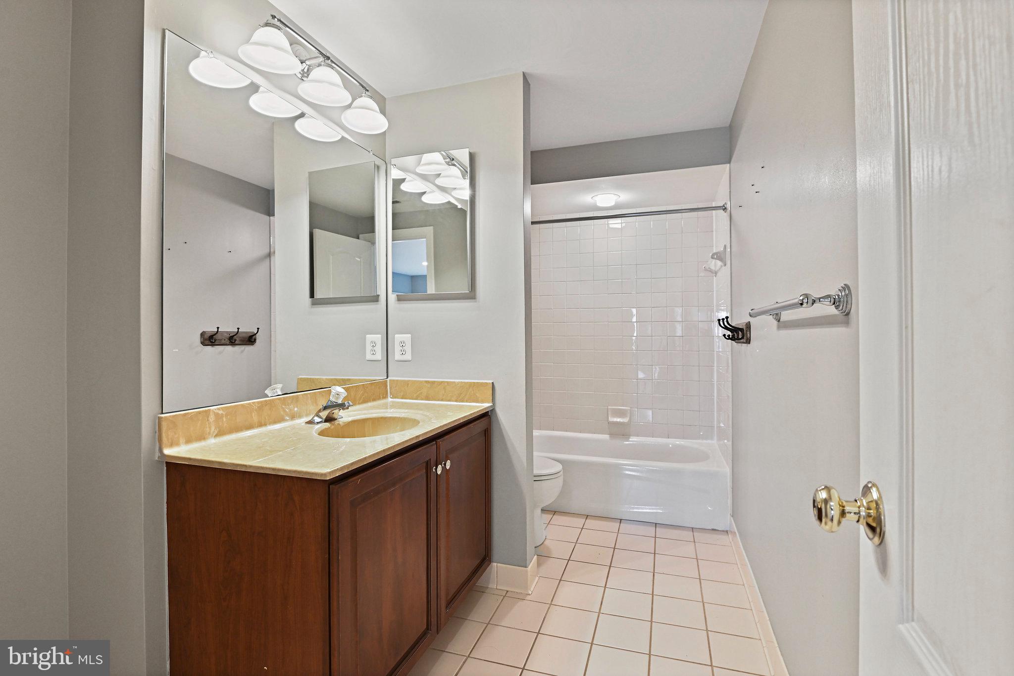 CARRINGTON - Residential