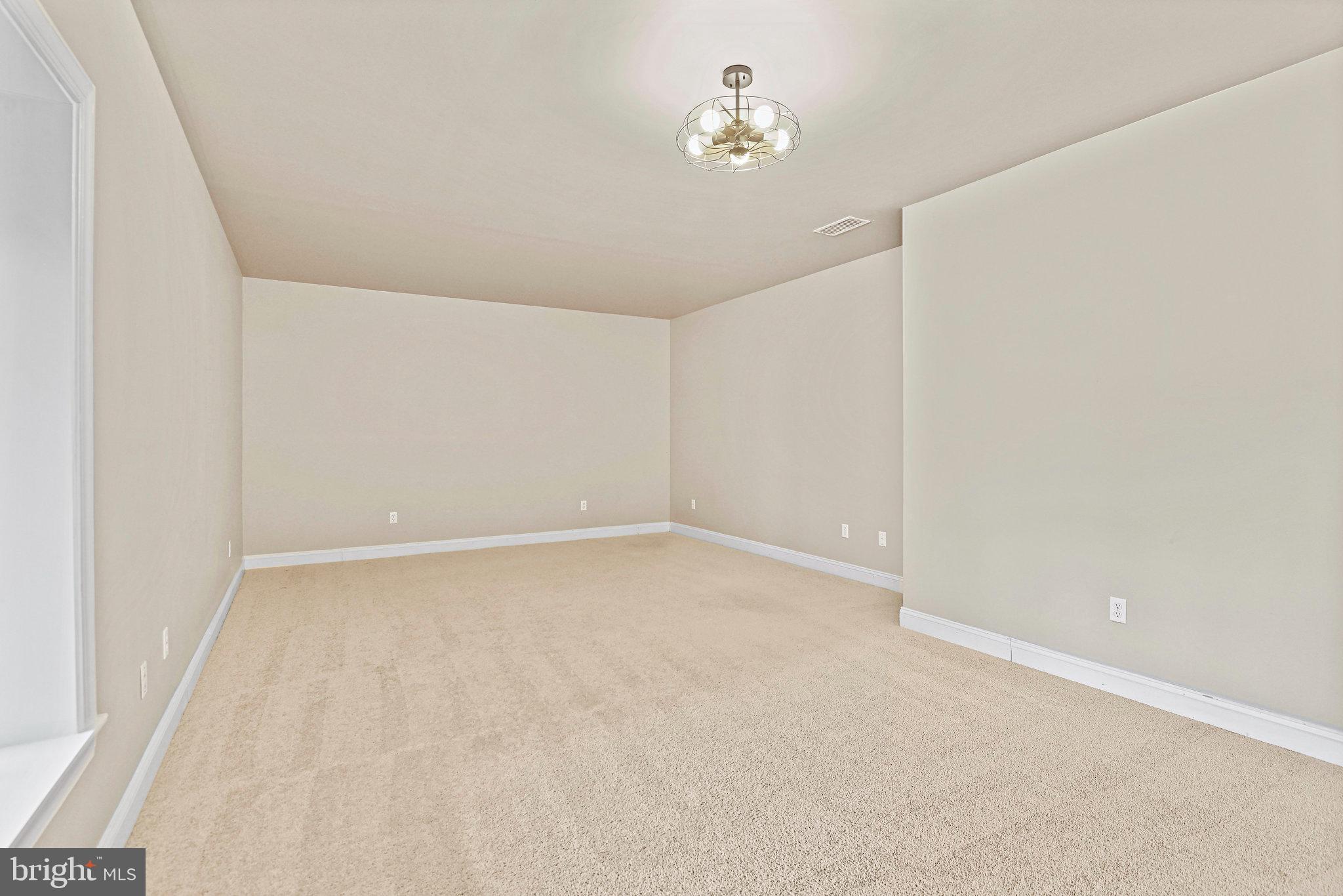 CARRINGTON - Residential