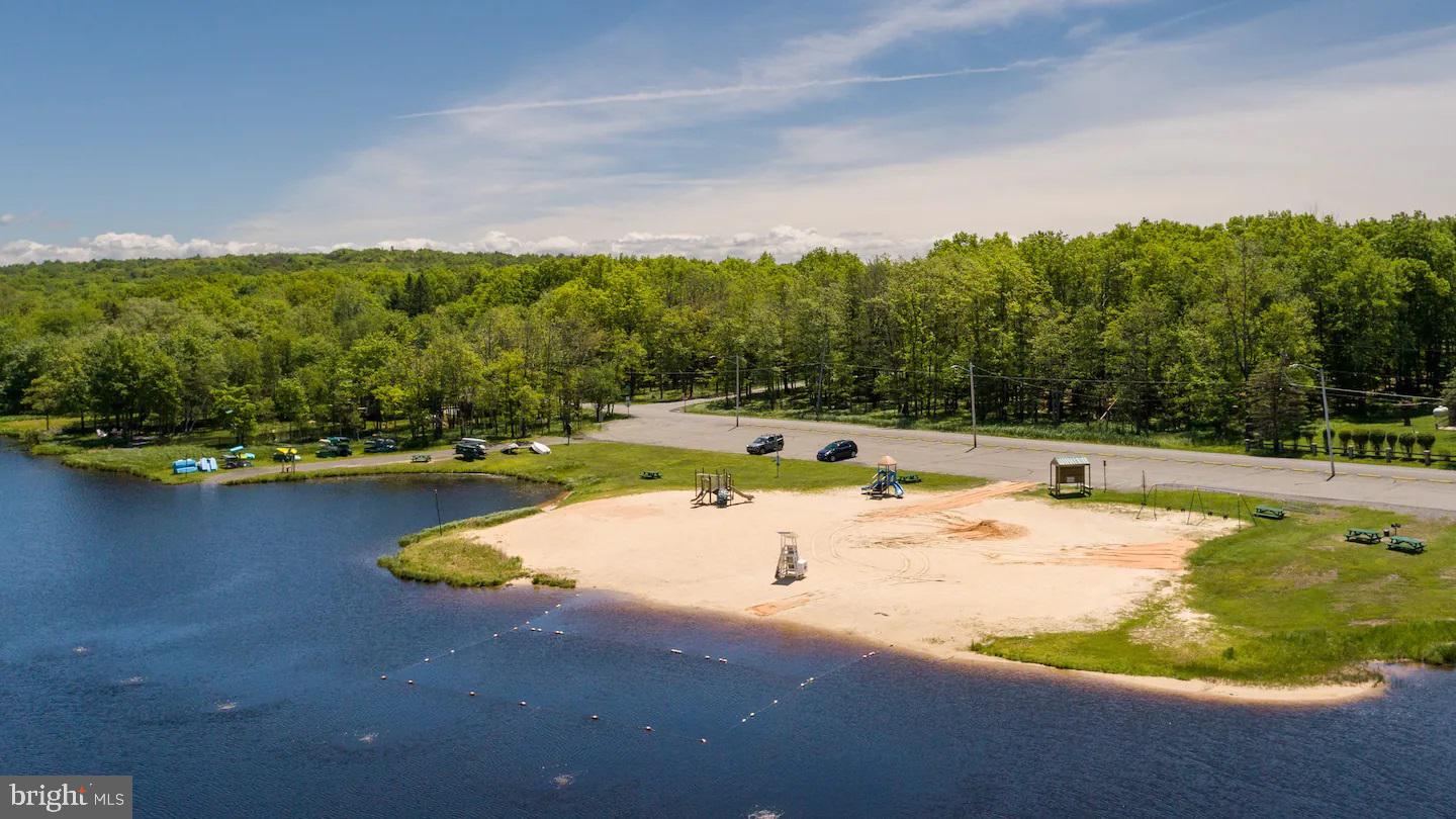 INDIAN MOUNTAIN LAKES - Residential