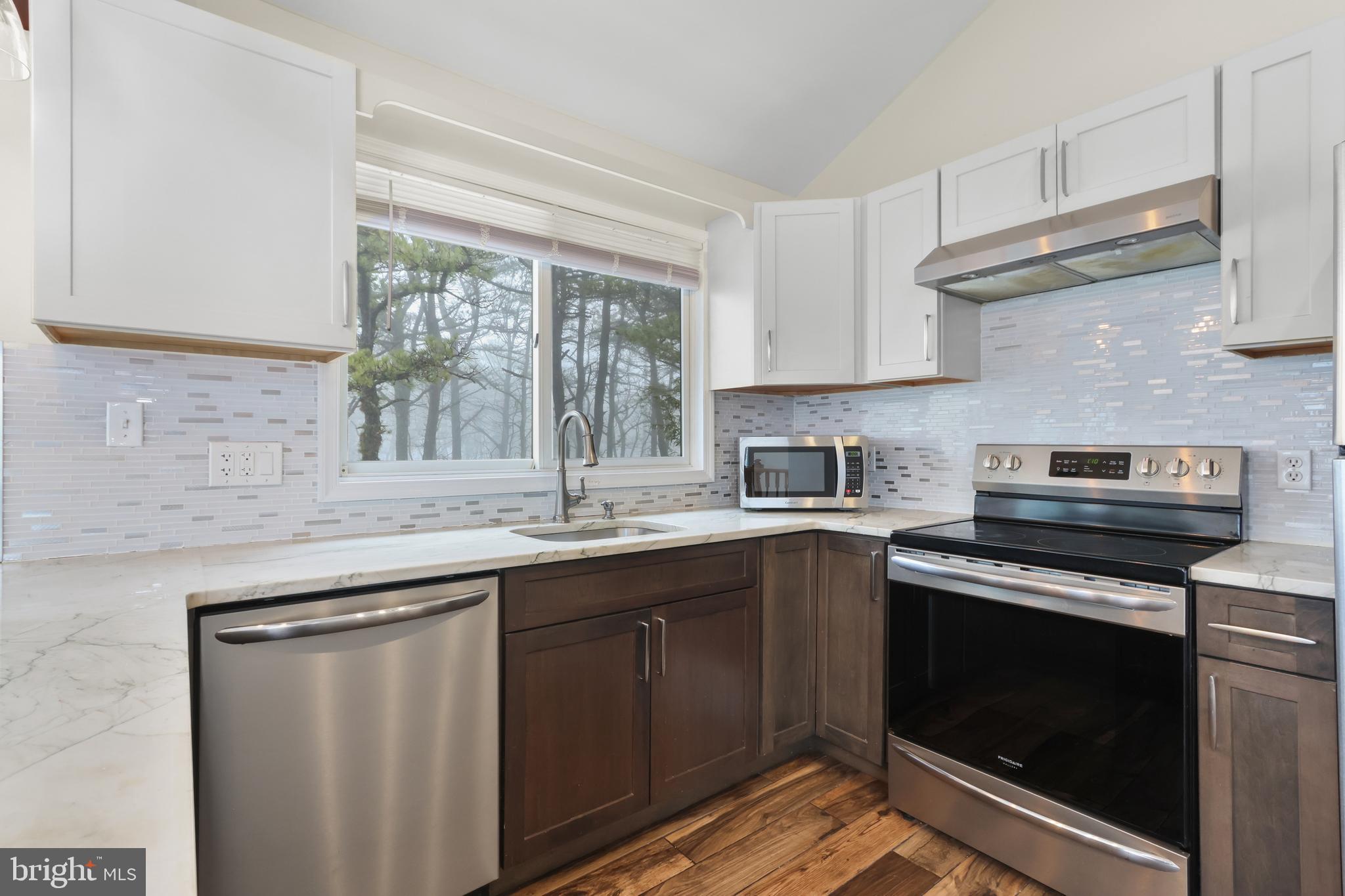 INDIAN MOUNTAIN LAKES - Residential