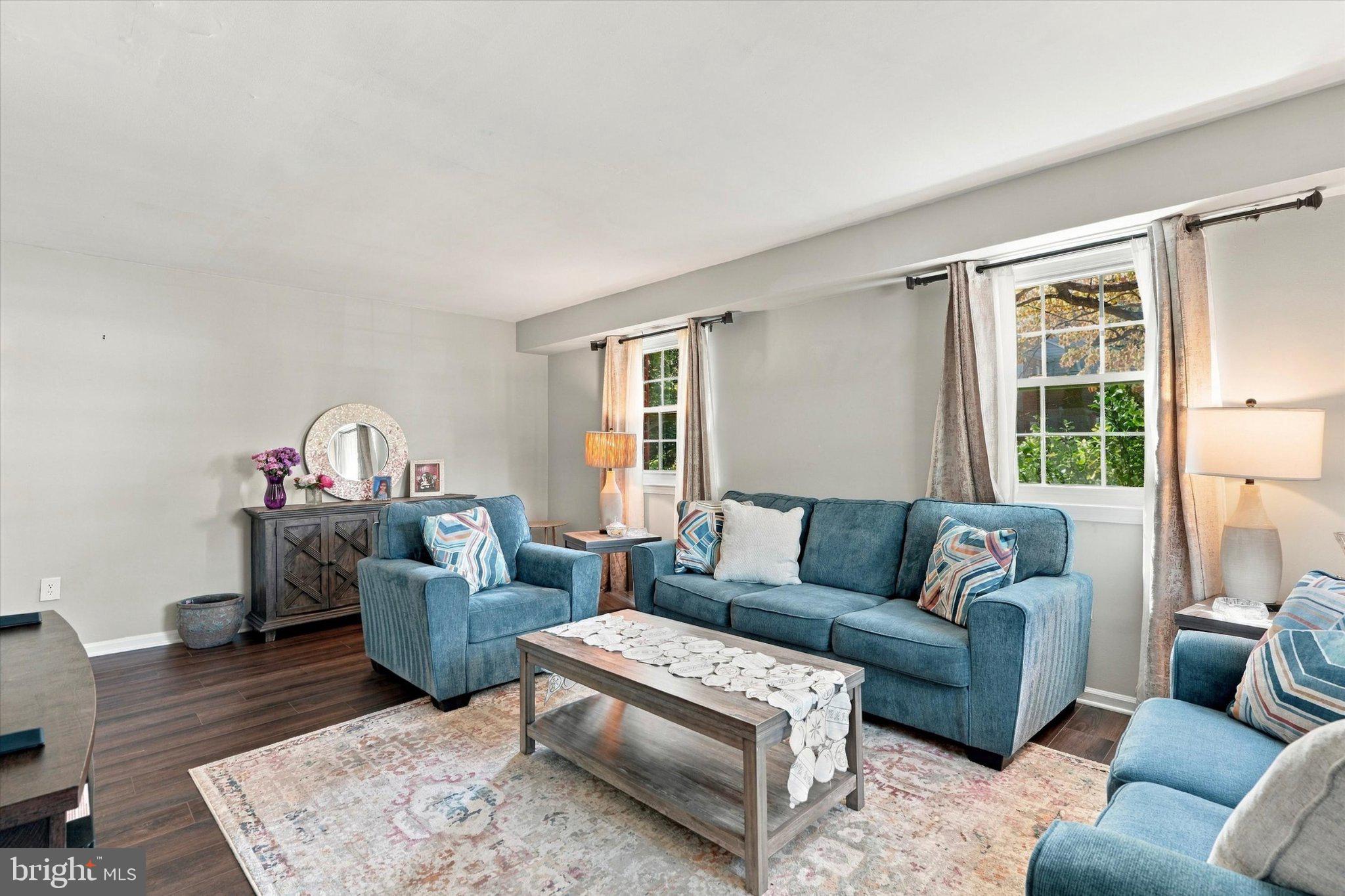 280 W CARDIGAN TERRACE 45