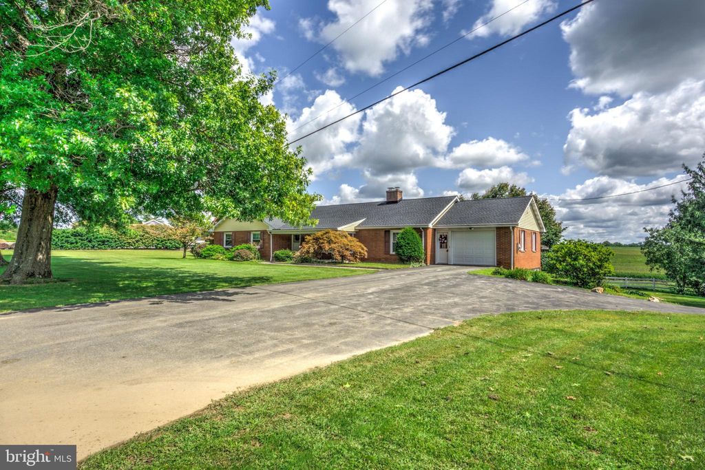 Photo of 180 Farmdale Road, Kirkwood, PA 17536 (MLS # PALA2055784)