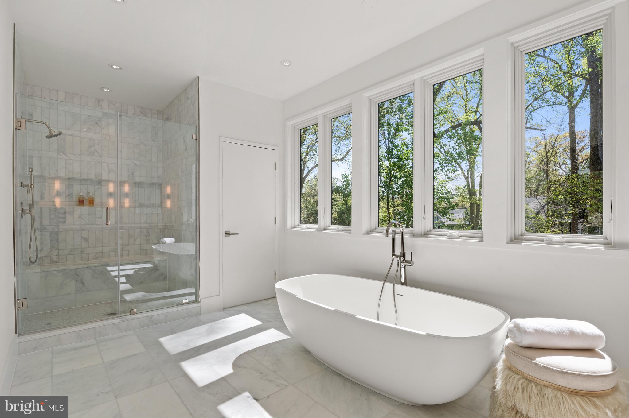 FOREST HILLS - Residential