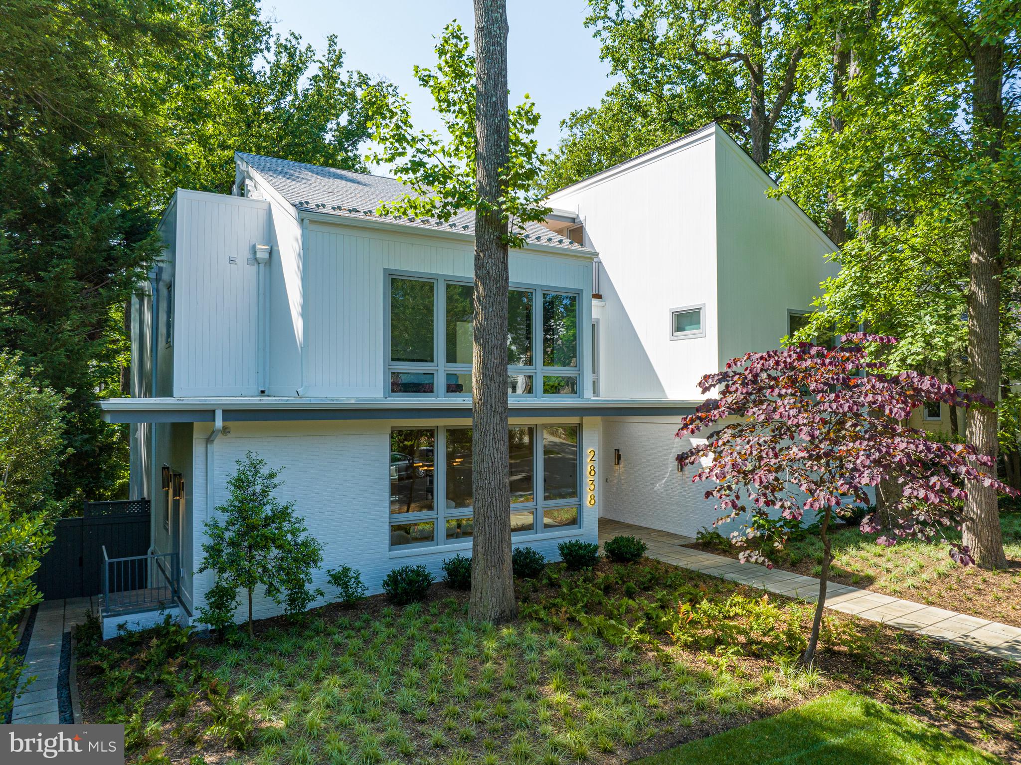 FOREST HILLS - Residential