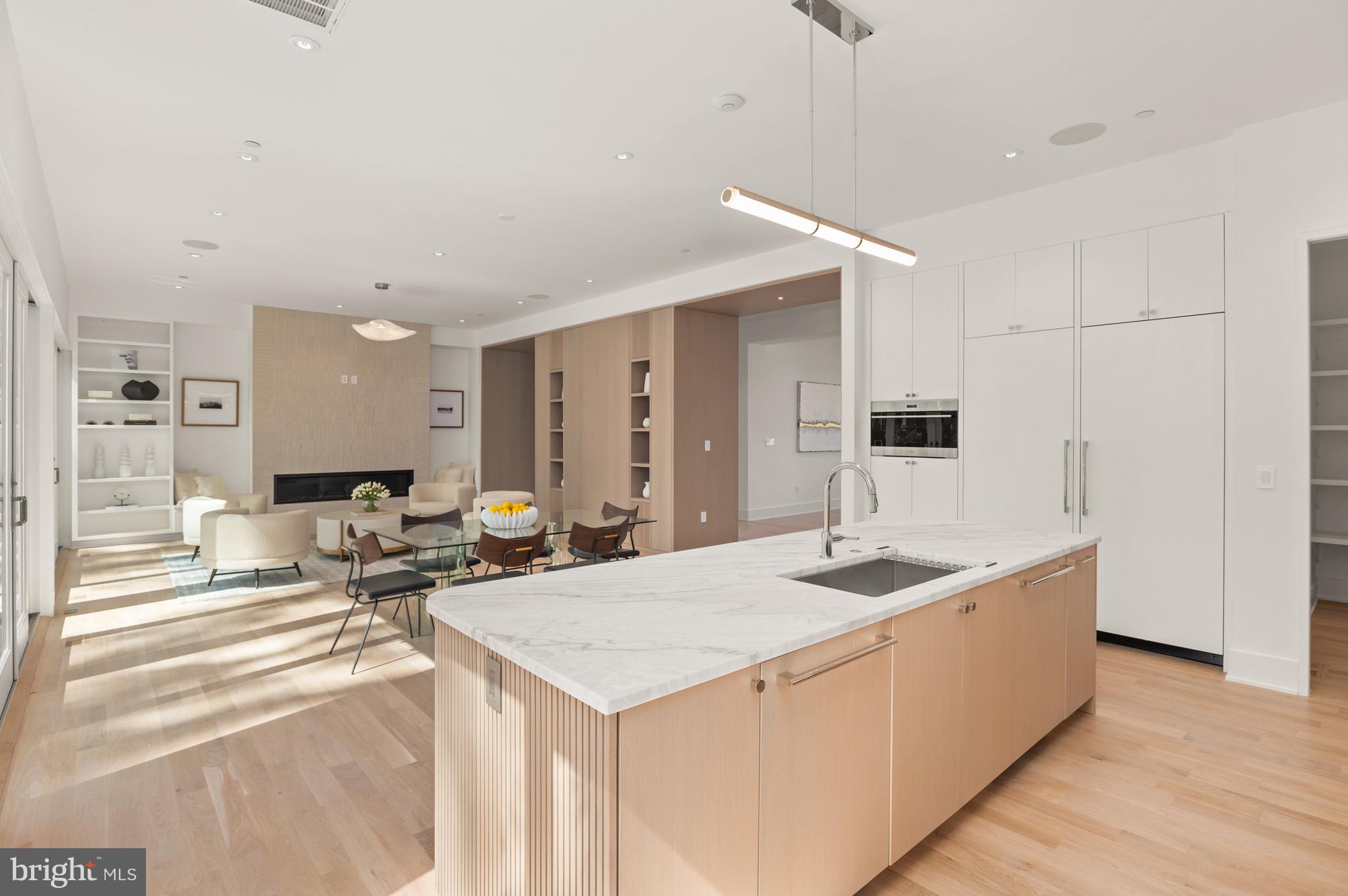 FOREST HILLS - Residential