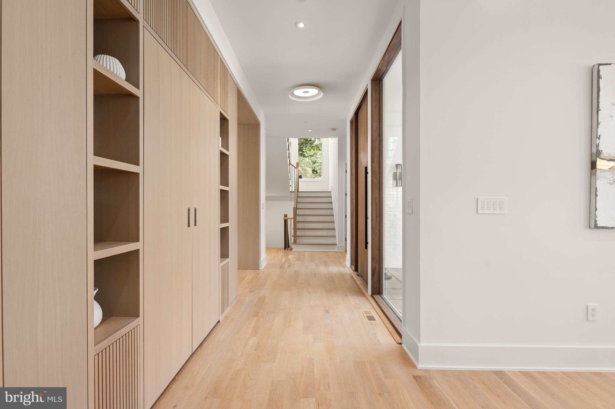 FOREST HILLS - Residential