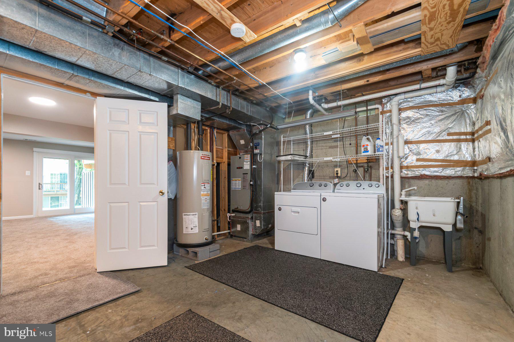 TOLL HOUSE - Residential Lease