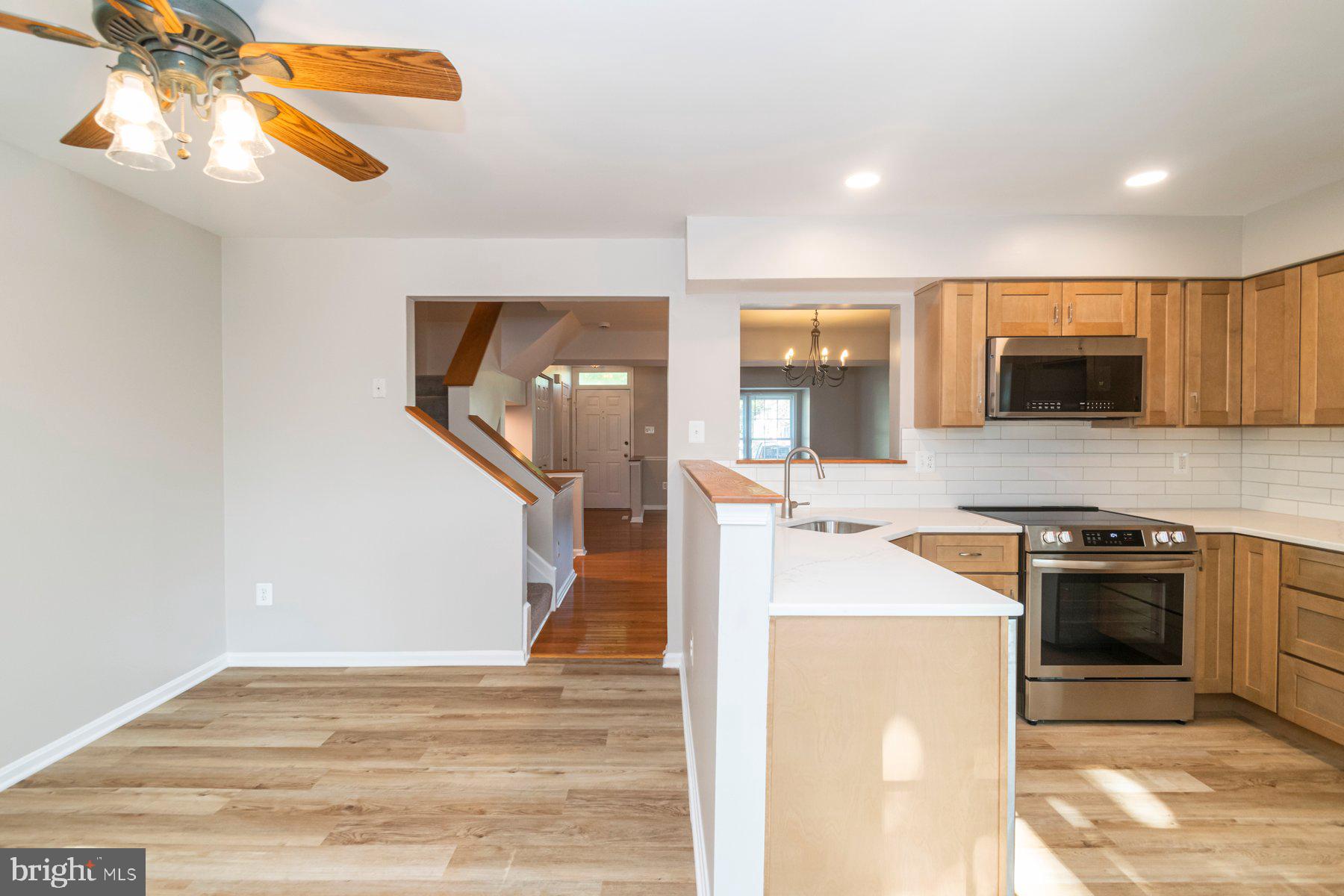 TOLL HOUSE - Residential Lease