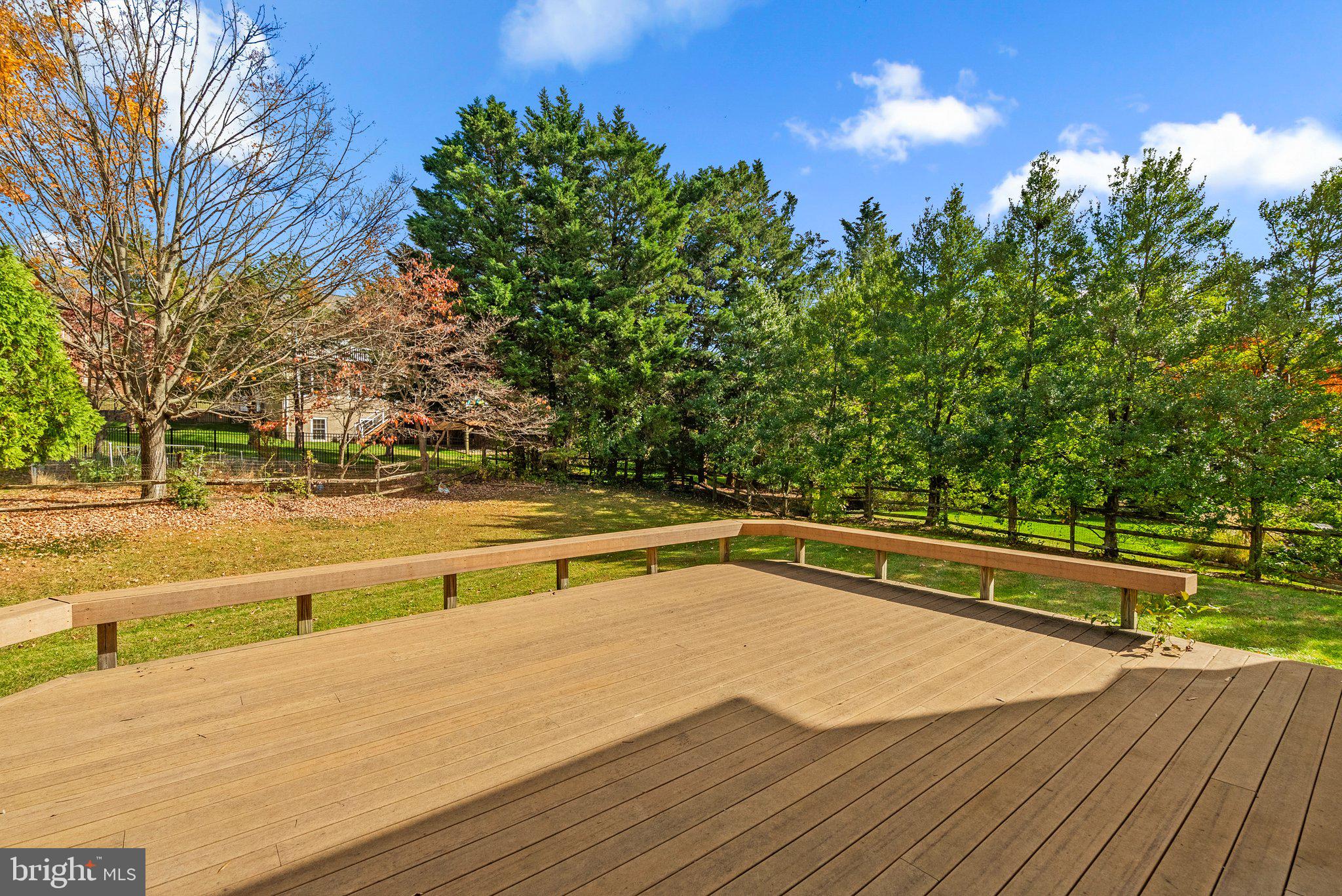 WILLOWS OF POTOMAC - Residential