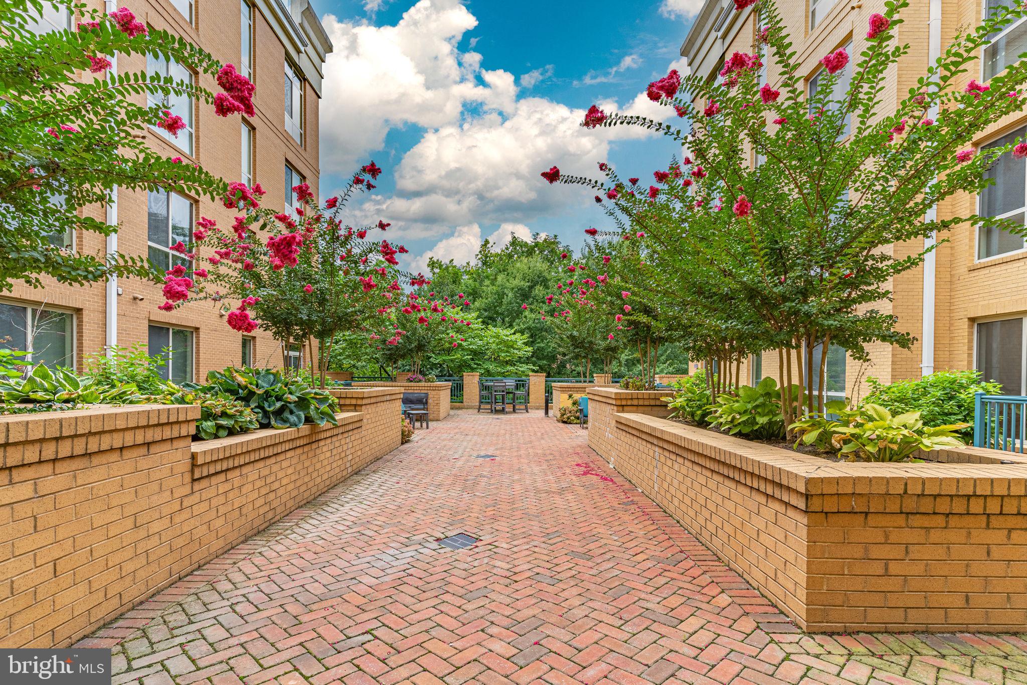 WESTLEE - Residential Lease