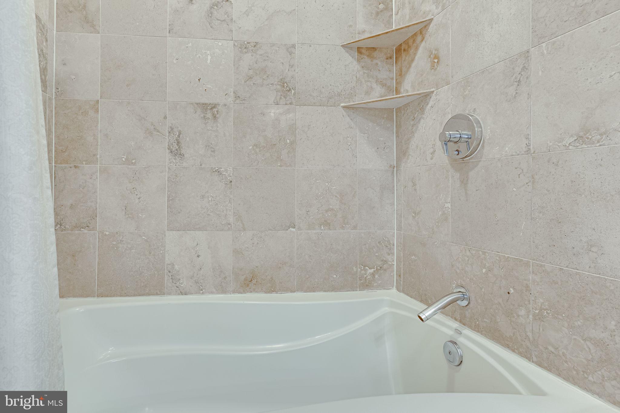 WESTLEE - Residential Lease