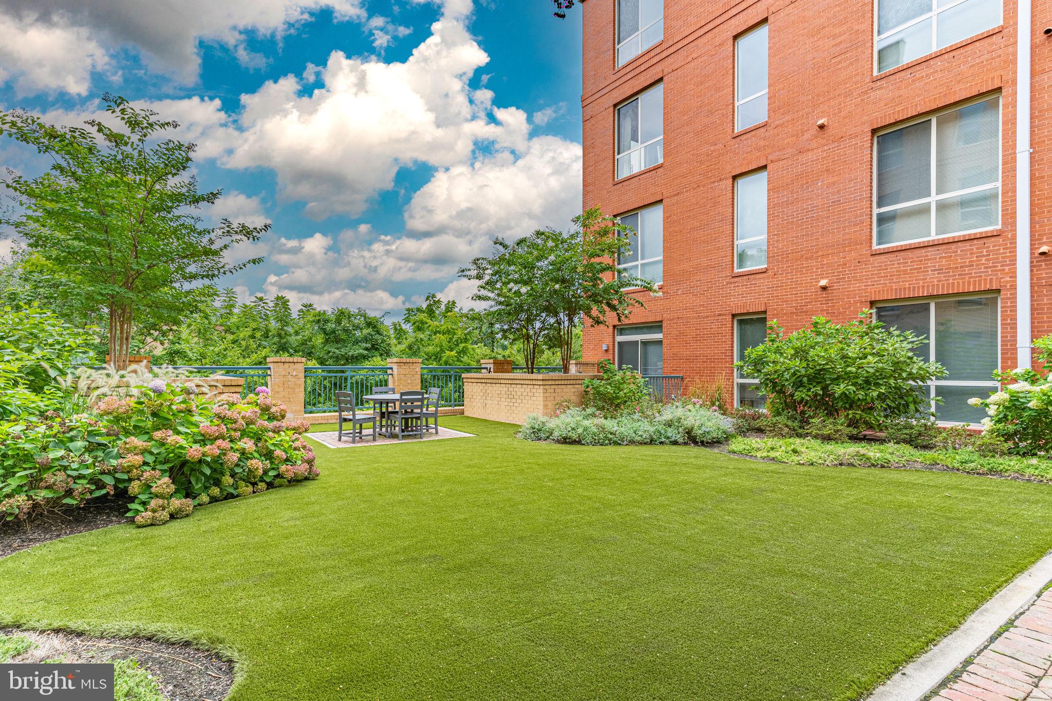 WESTLEE - Residential Lease