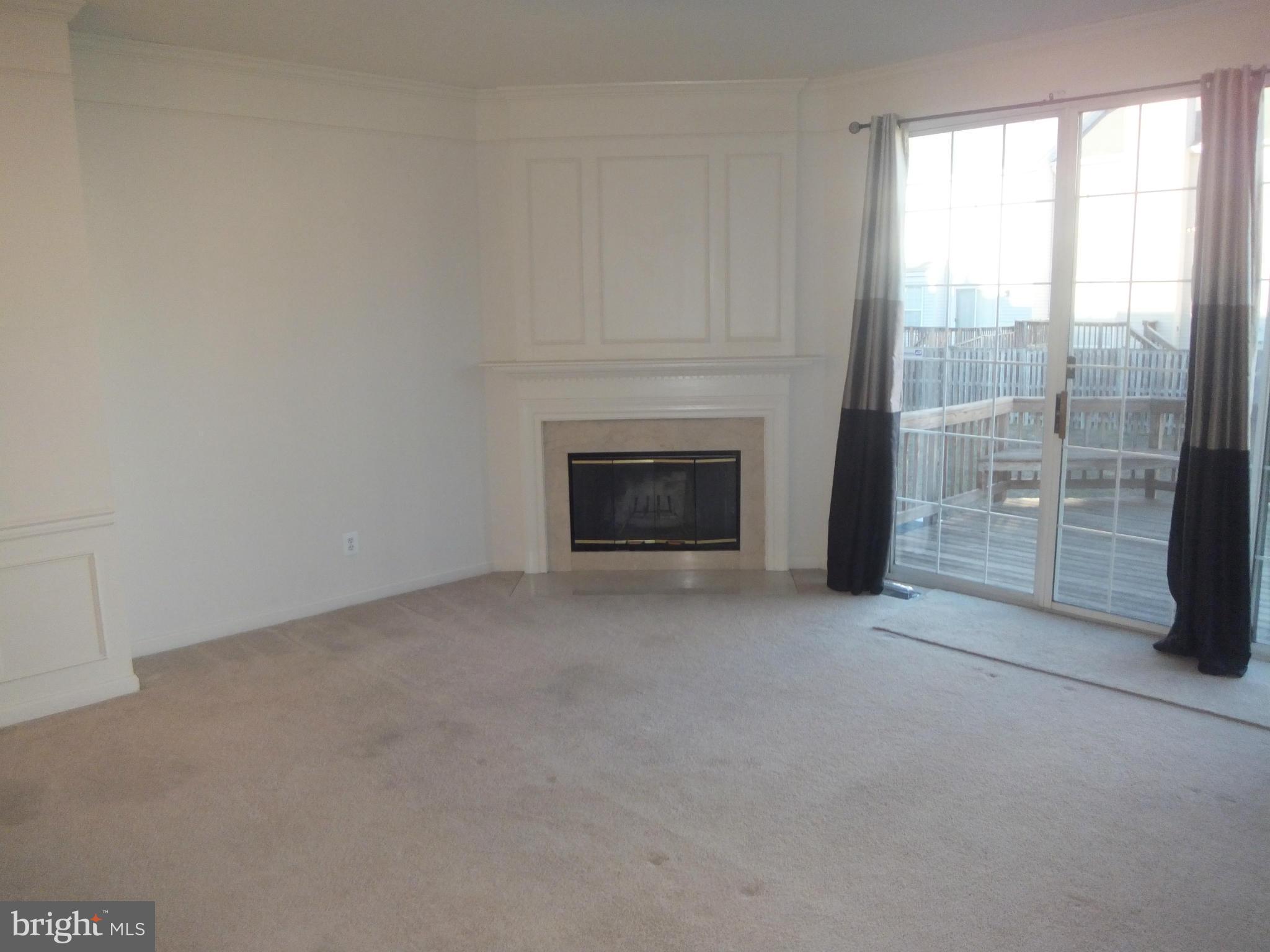 RIVER OAKS - Residential Lease