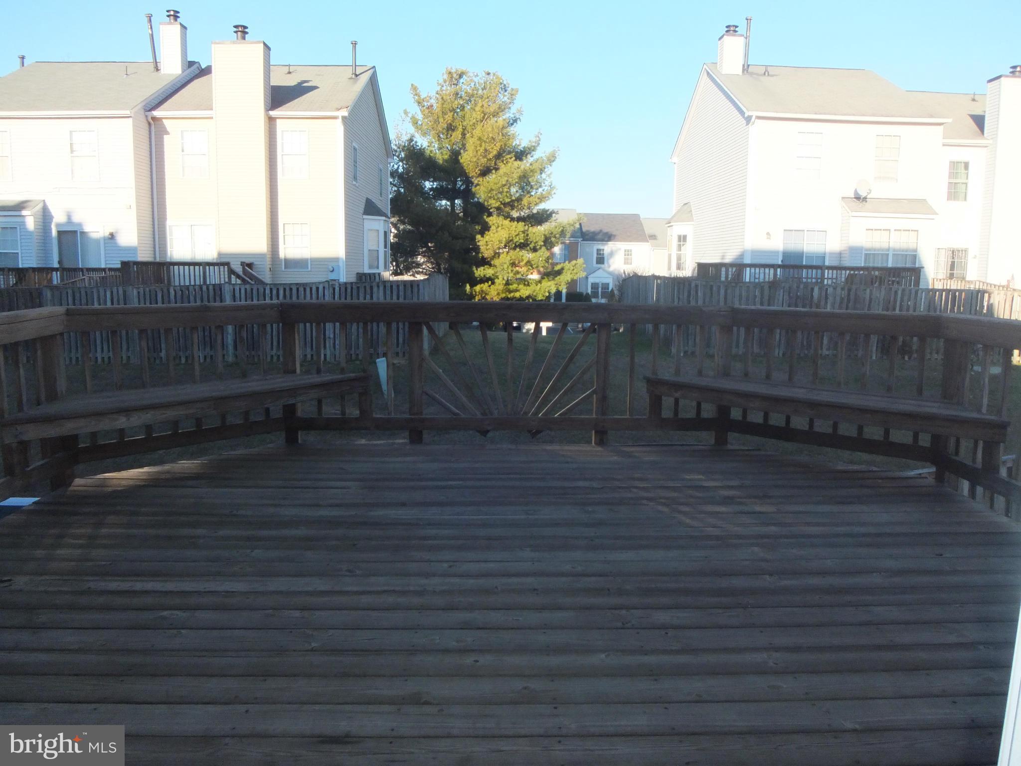 RIVER OAKS - Residential Lease