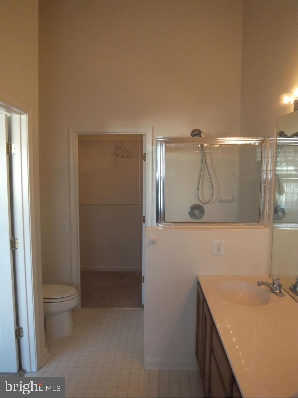 RIVER OAKS - Residential Lease