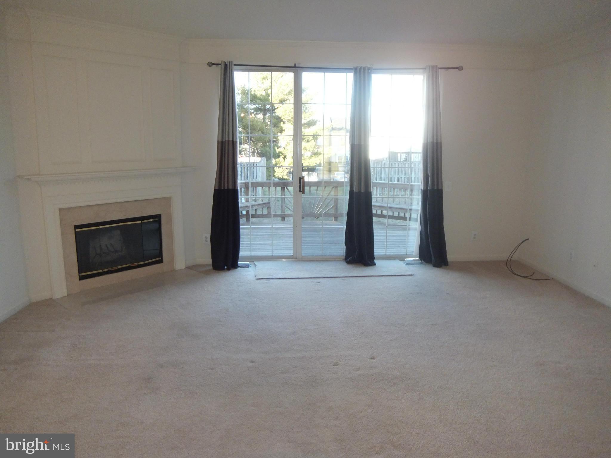 RIVER OAKS - Residential Lease