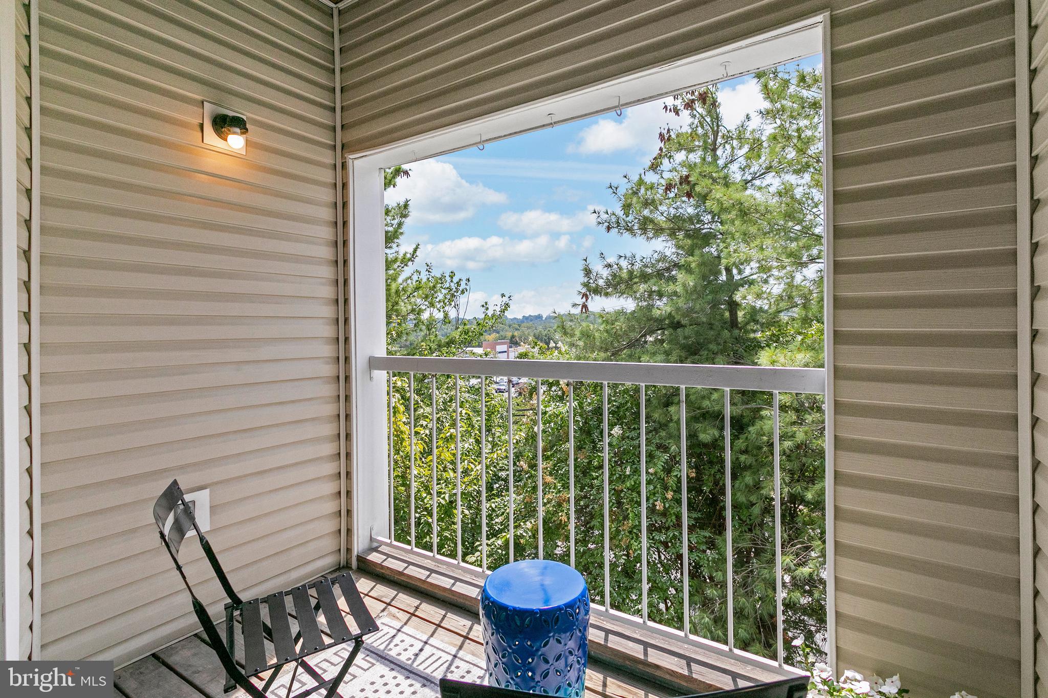 HILLWOOD - Residential