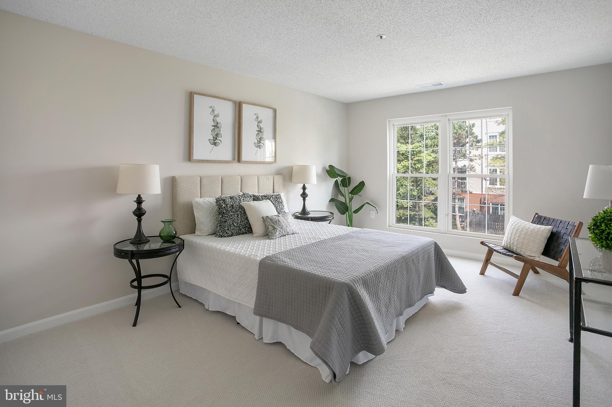 HILLWOOD - Residential