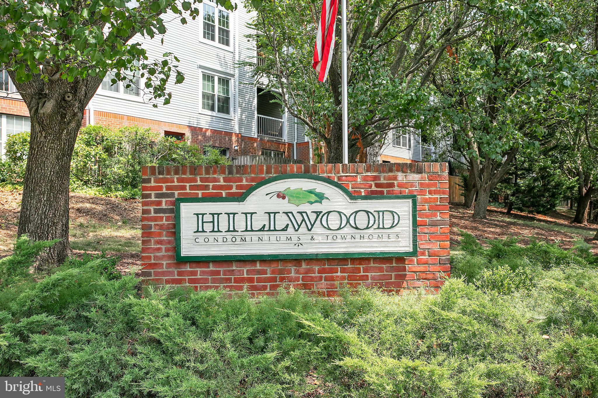HILLWOOD - Residential