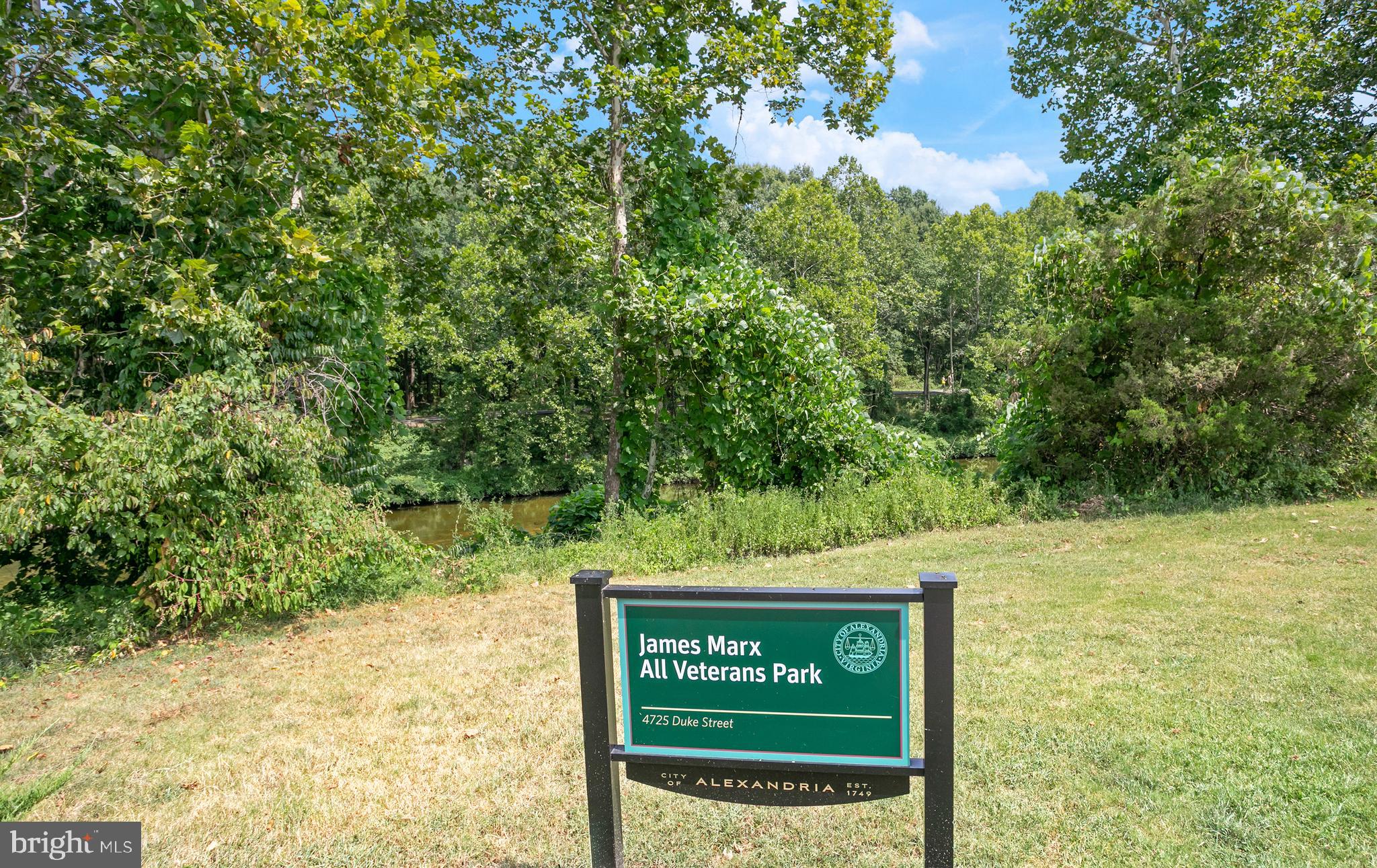 HILLWOOD - Residential