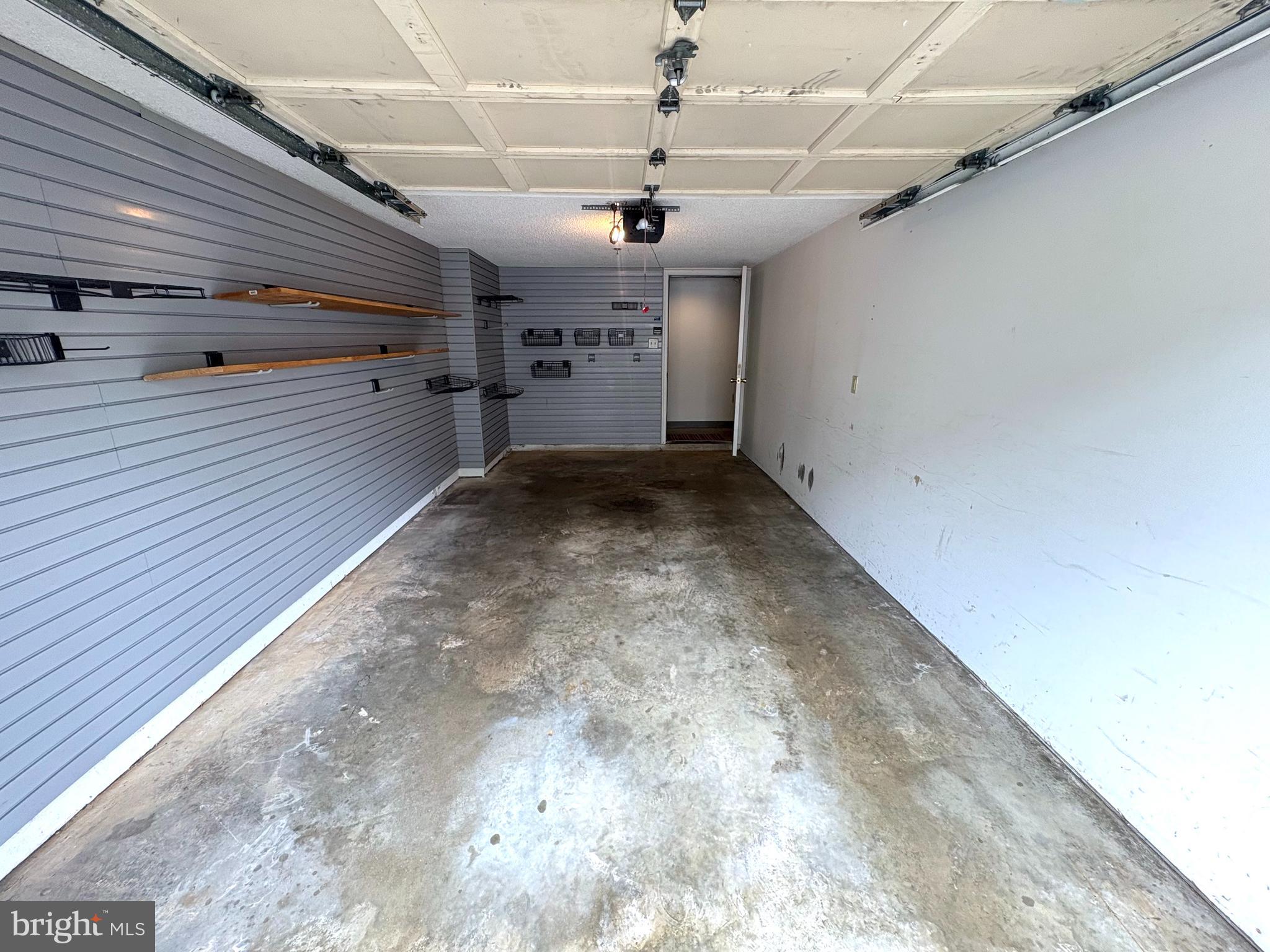 HILLWOOD - Residential