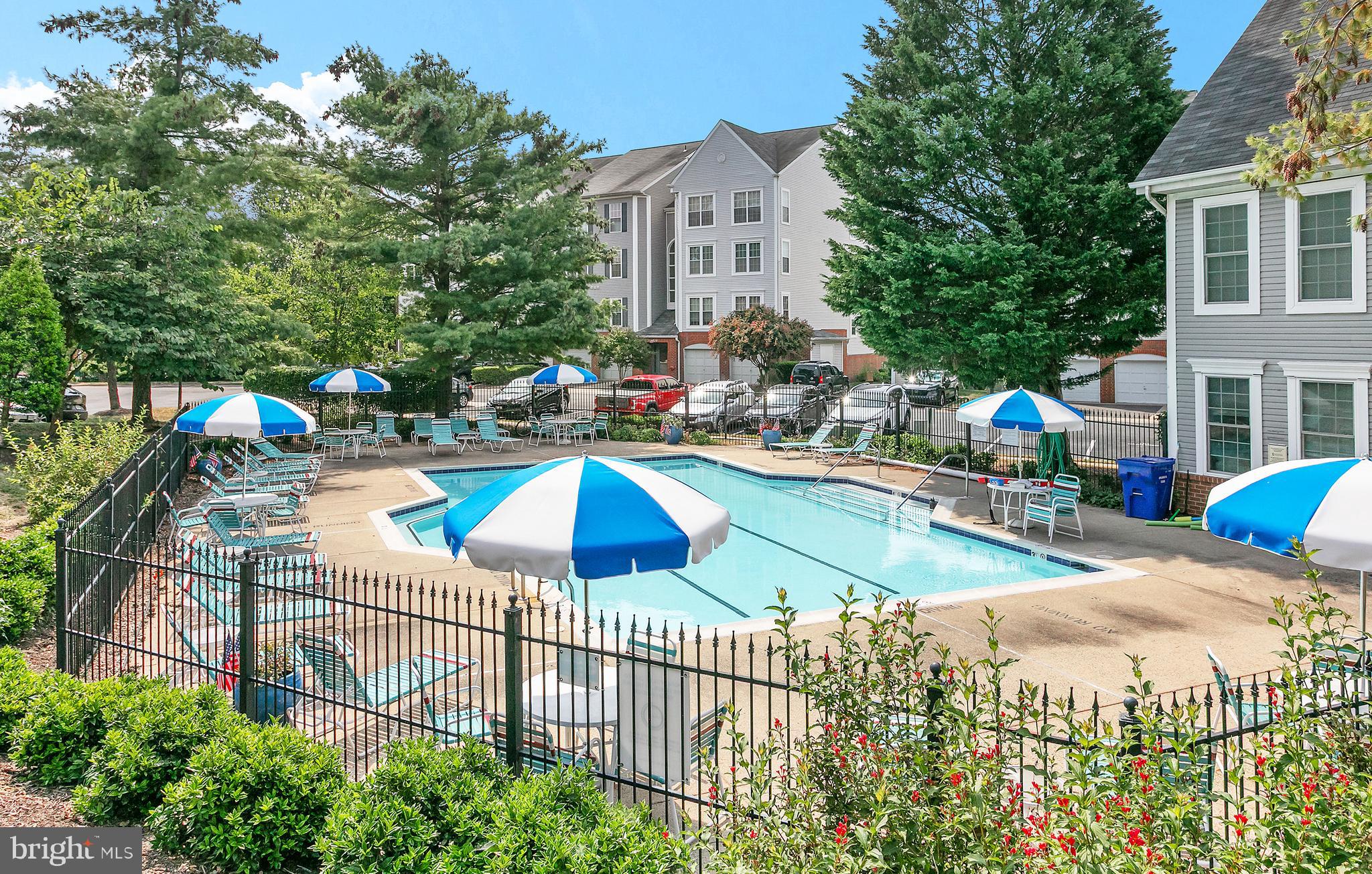 HILLWOOD - Residential