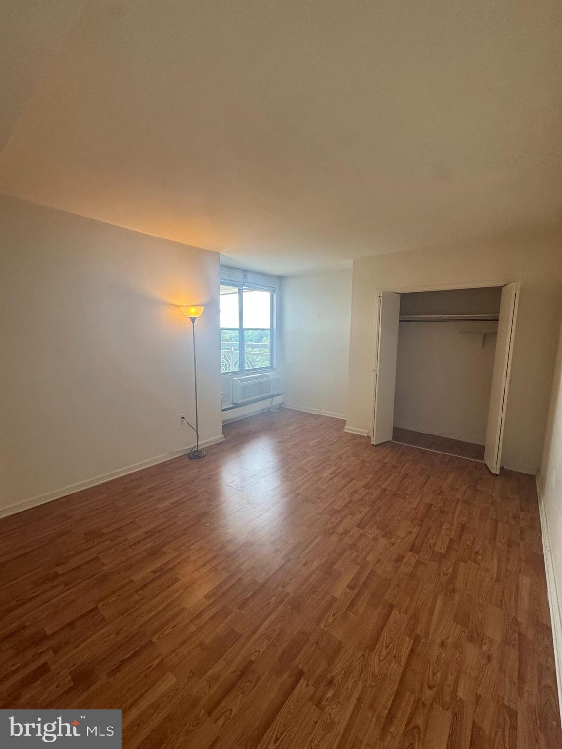 ELKINS PARK HOUSE - Residential