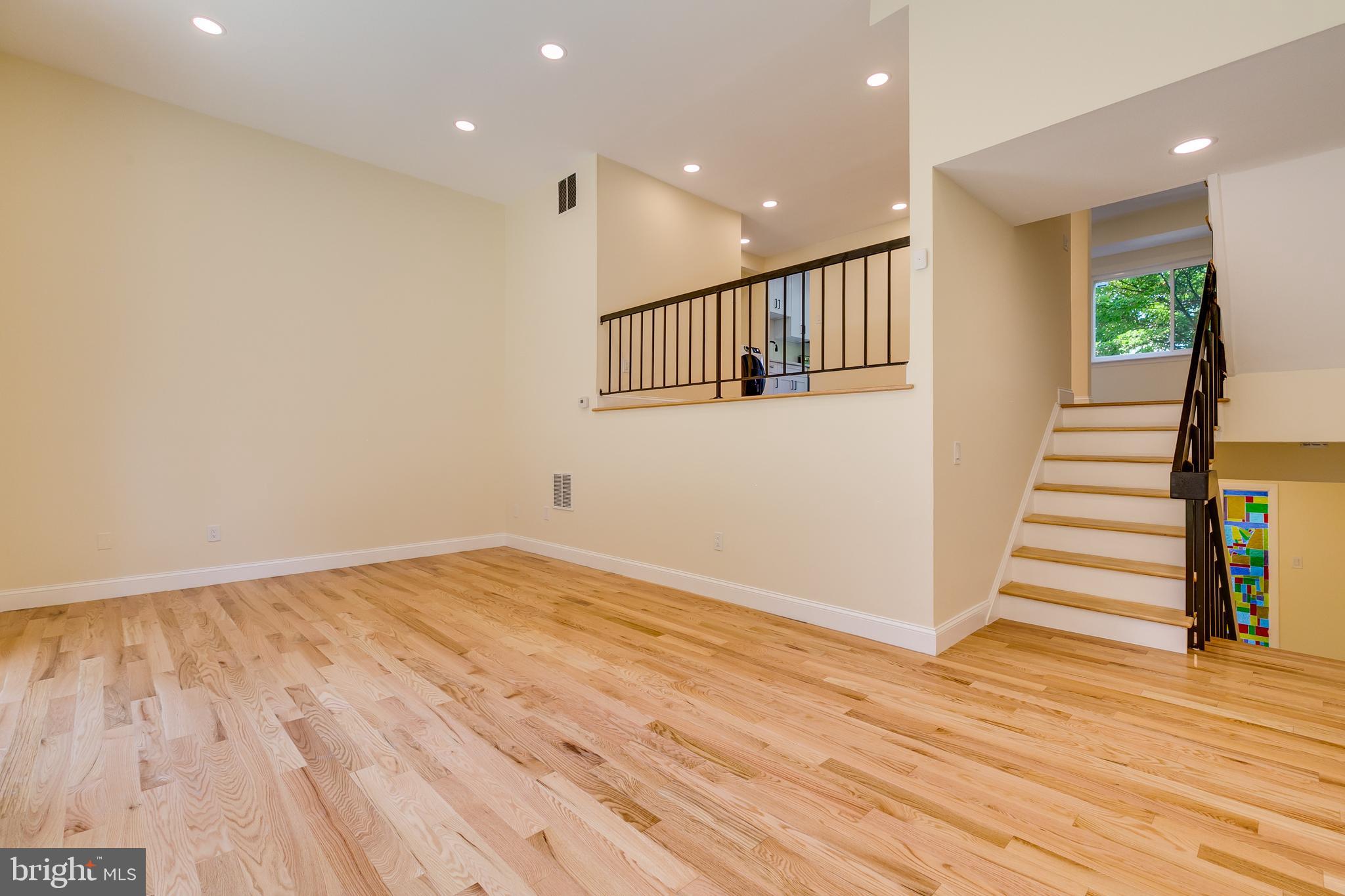 THOMAS CHOICE - Residential