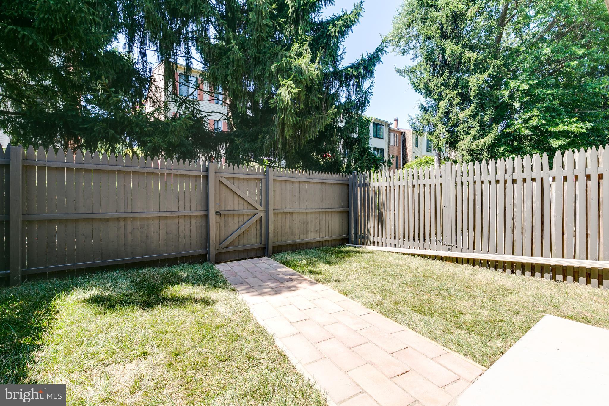 THOMAS CHOICE - Residential