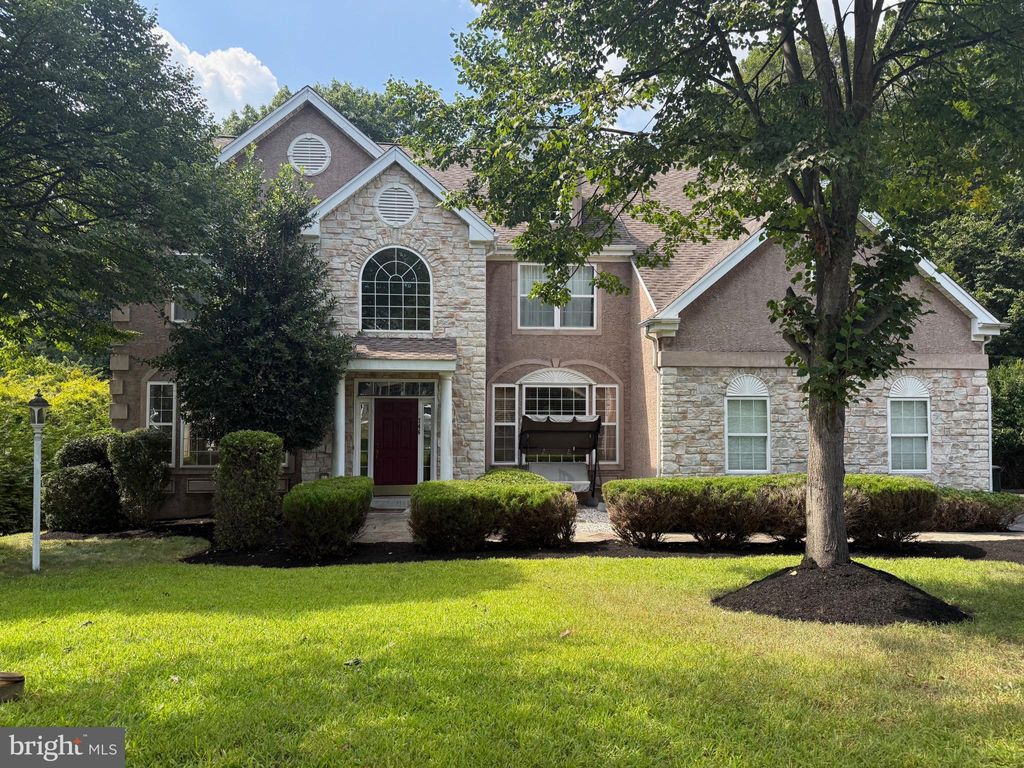 Photo of 746 Kelli Lane, SPRINGFIELD, PA 19064 (MLS # PADE2102178)