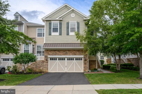 29 Morris Lane, Cranbury, NJ MLS: NJMX2012828