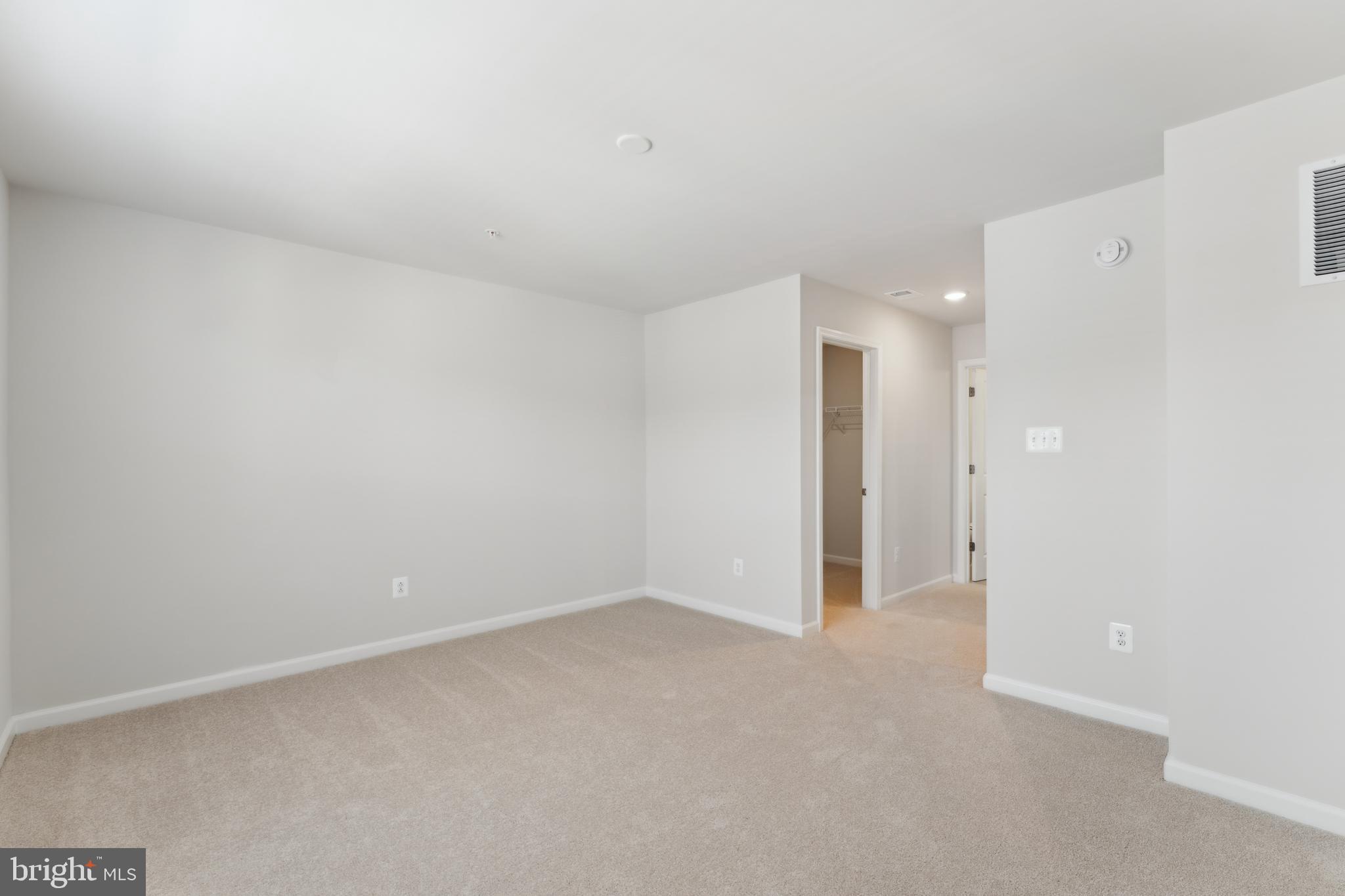 GATEWAY WEST - Residential Lease