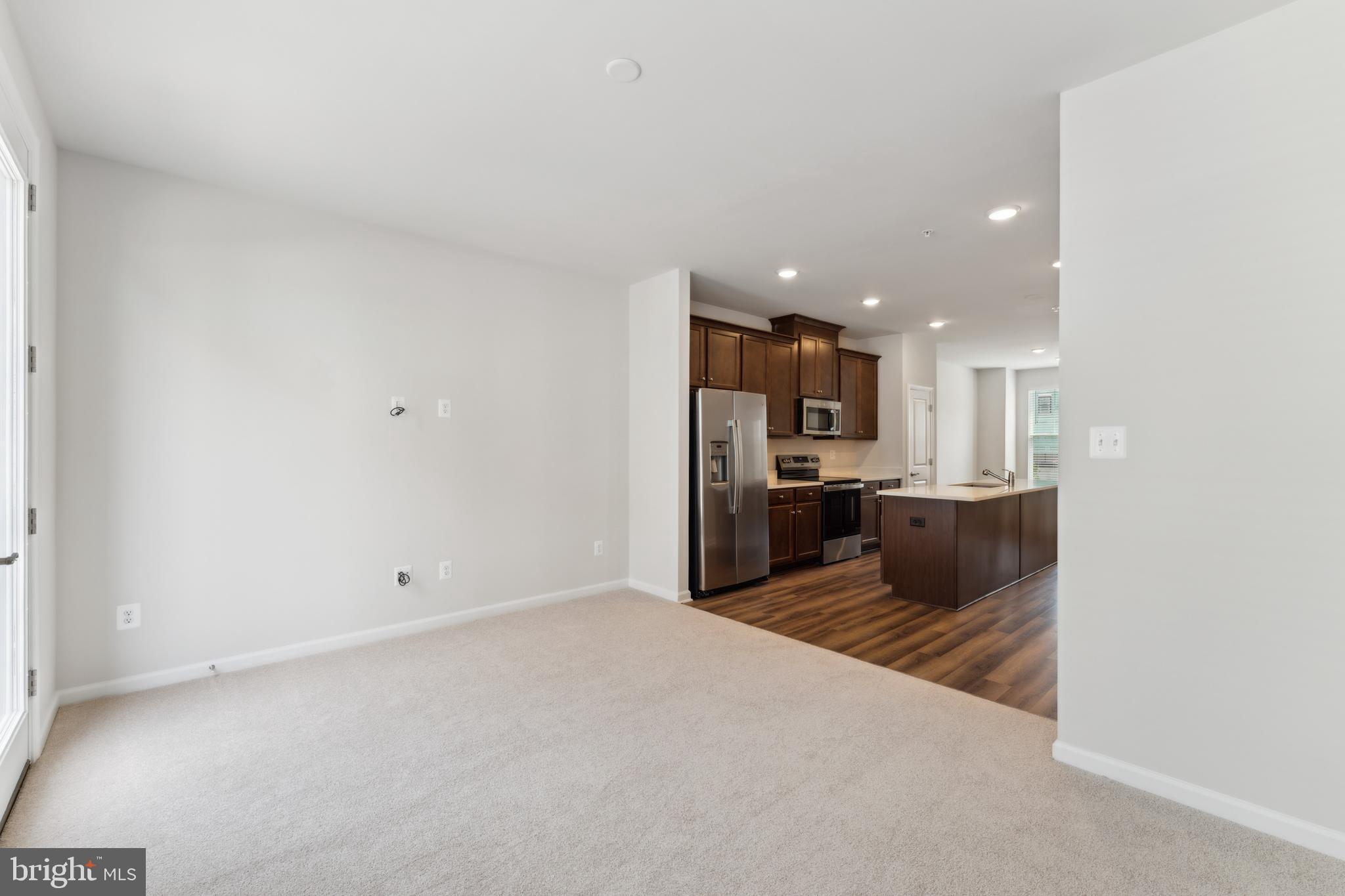 GATEWAY WEST - Residential Lease