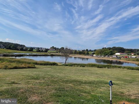 Photo of 613 Airport Road, LURAY, VA 22835 (MLS # VAPA2005380) Photo of 613 Airport Road, LURAY, VA 22835 (MLS # VAPA2005380)