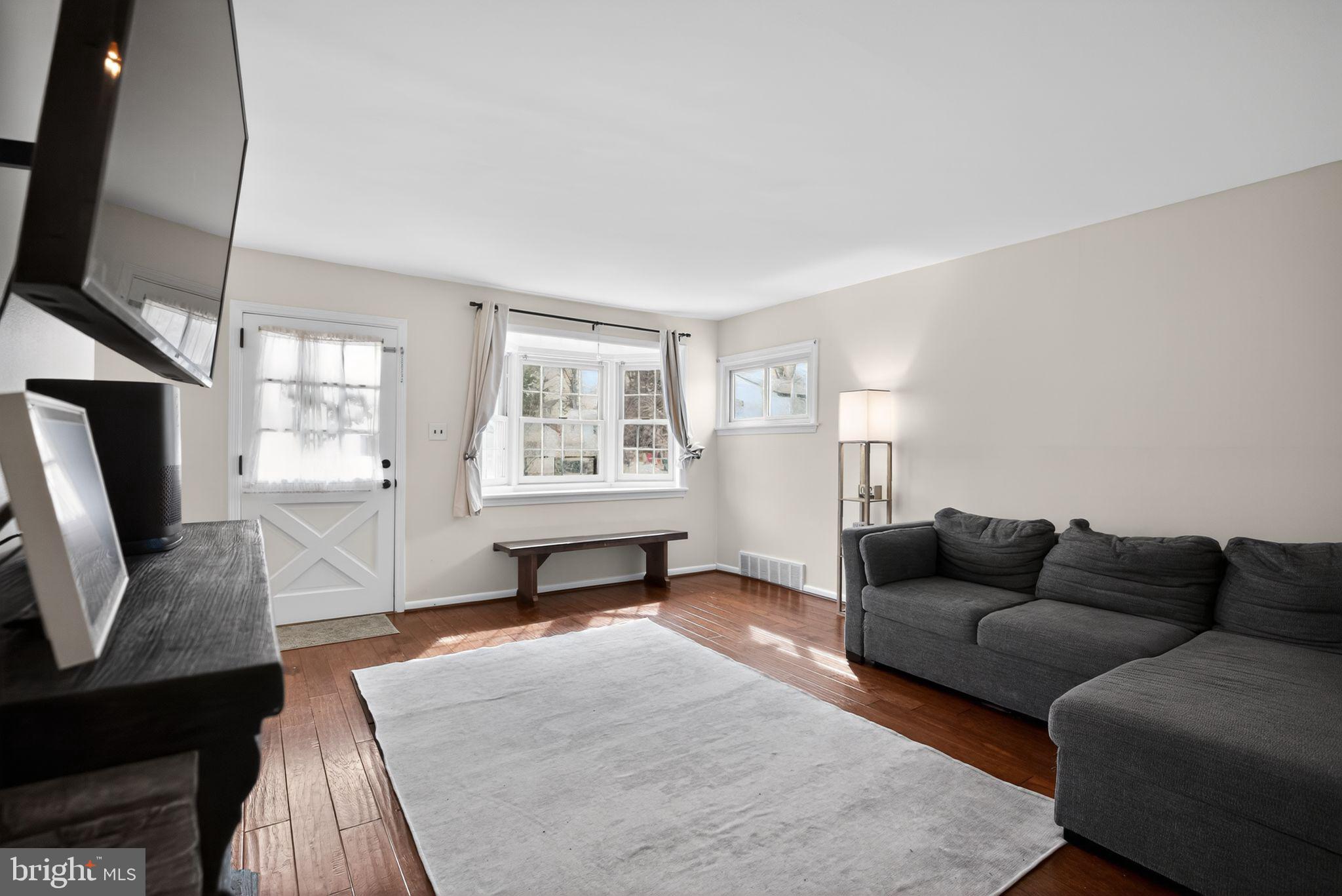 GLENSIDE - Residential